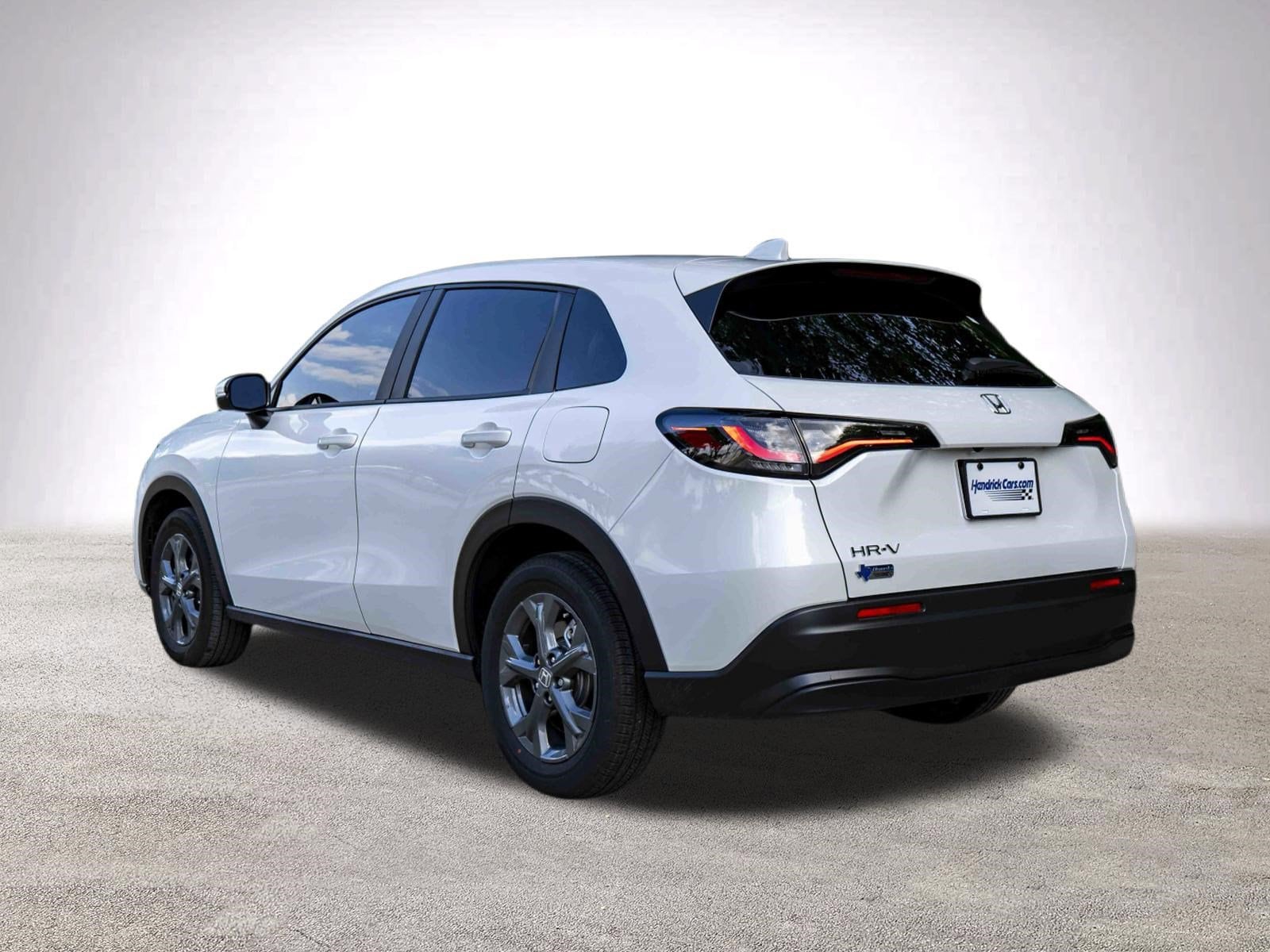 2026 Honda HR-V LX photo 5