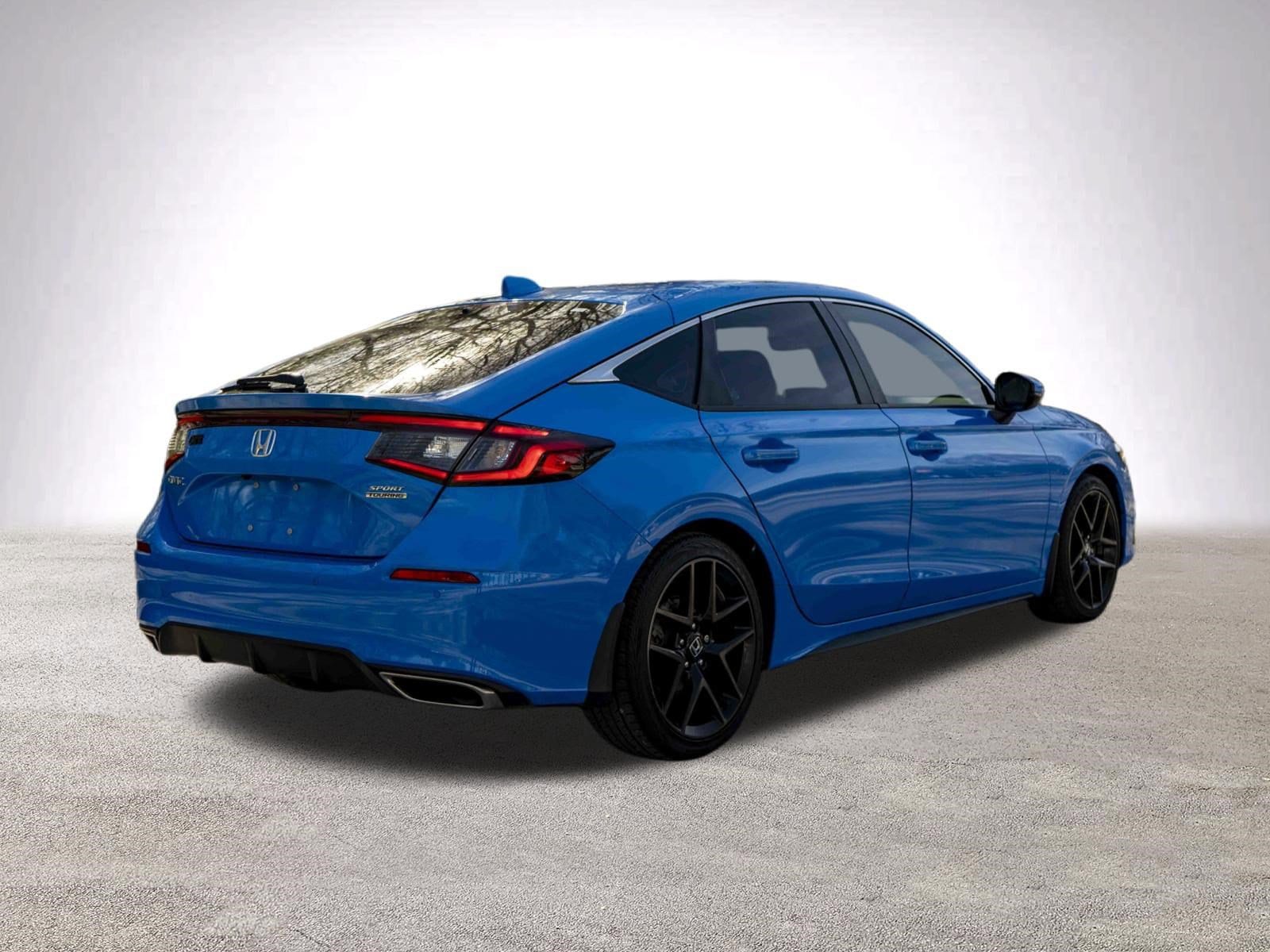 2023 Honda Civic Sport Touring photo 3