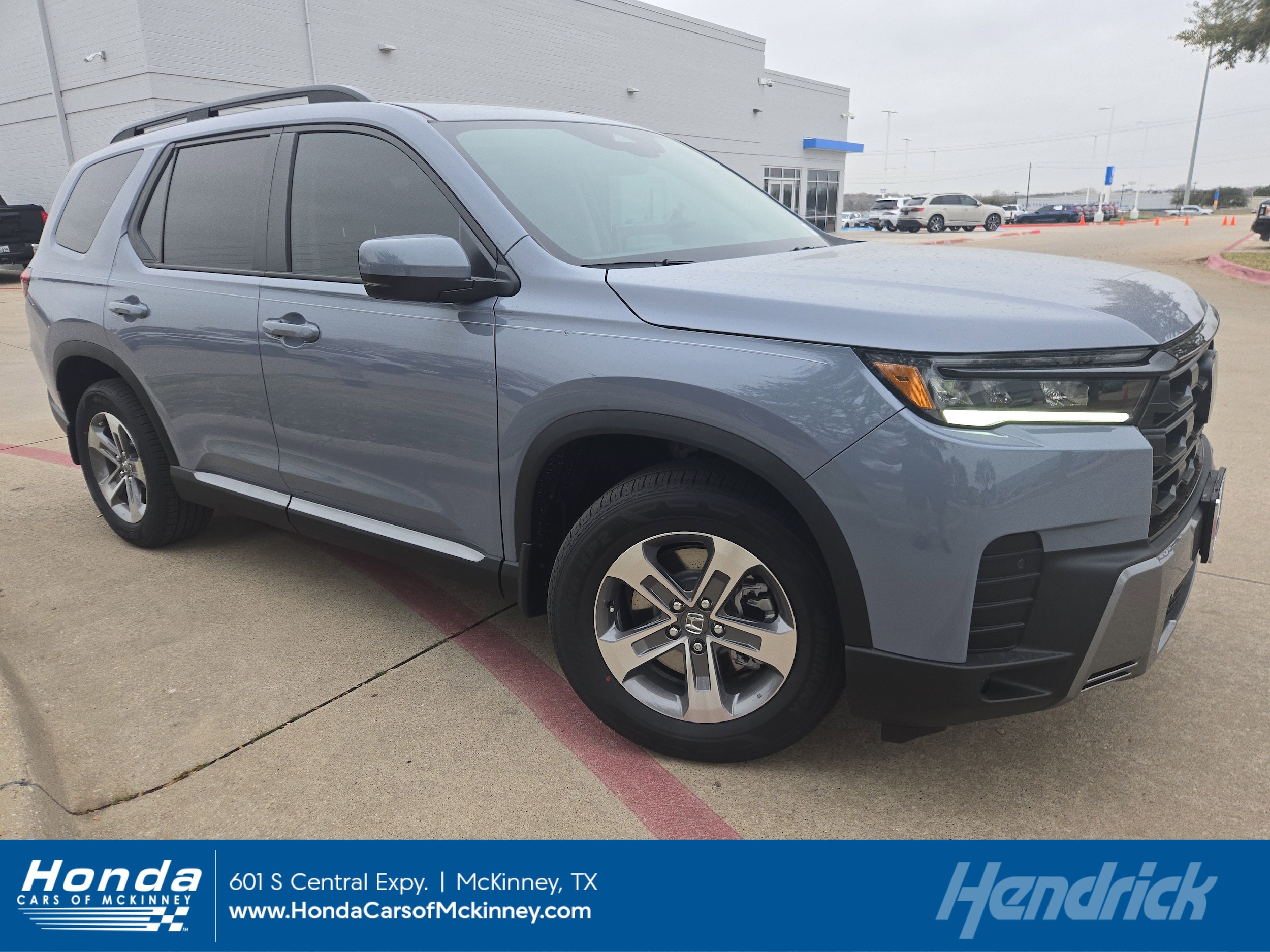 2026 Honda Pilot EX-L 2WD's photo