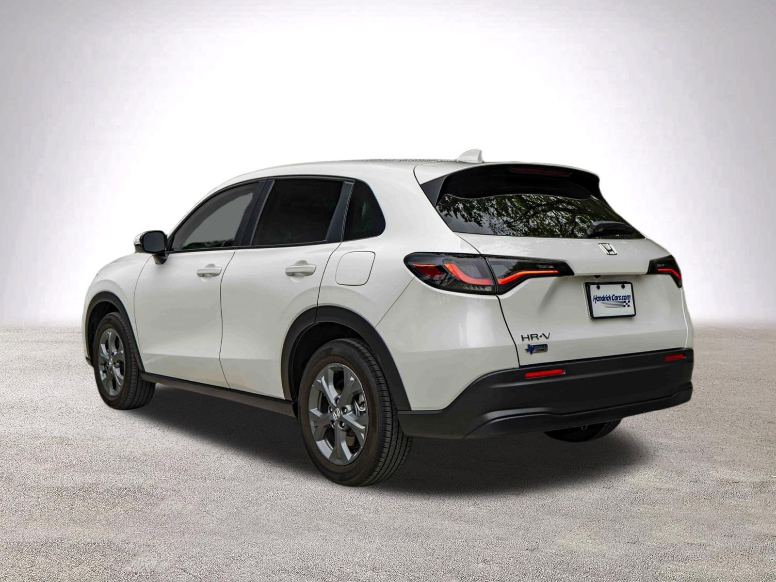 2026 Honda HR-V LX photo 6
