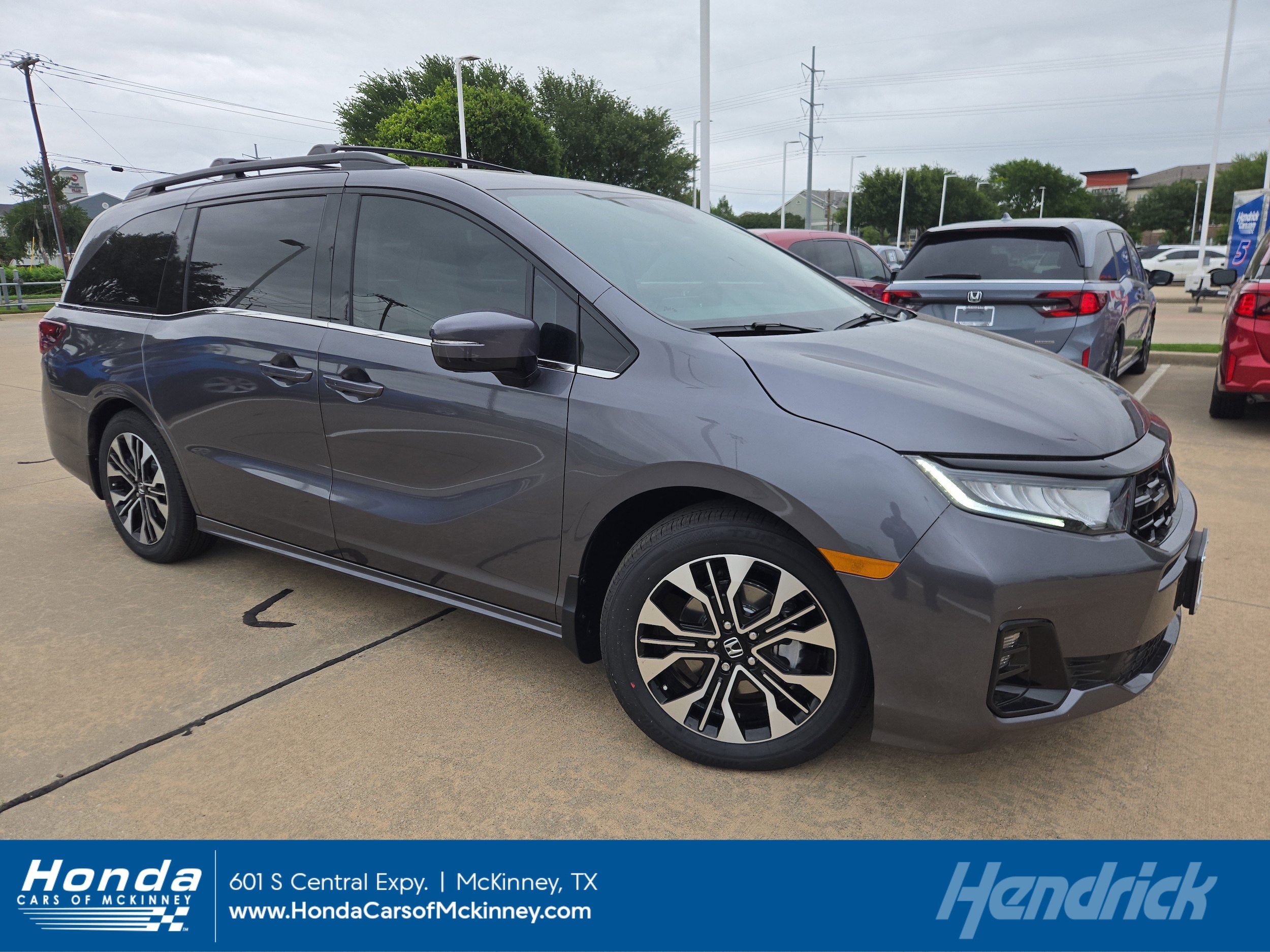 2026 Honda Odyssey Elite's photo