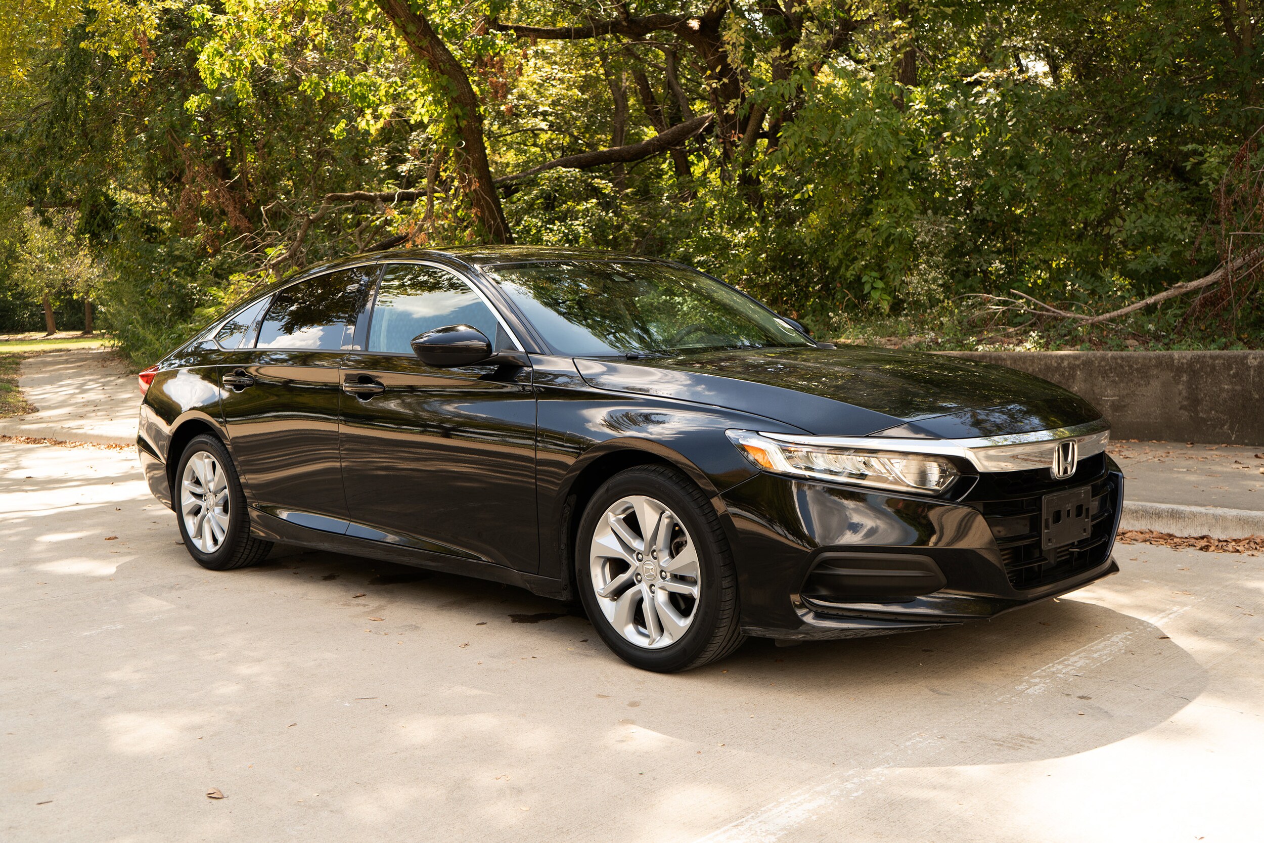 2020 Honda Accord LX photo 2