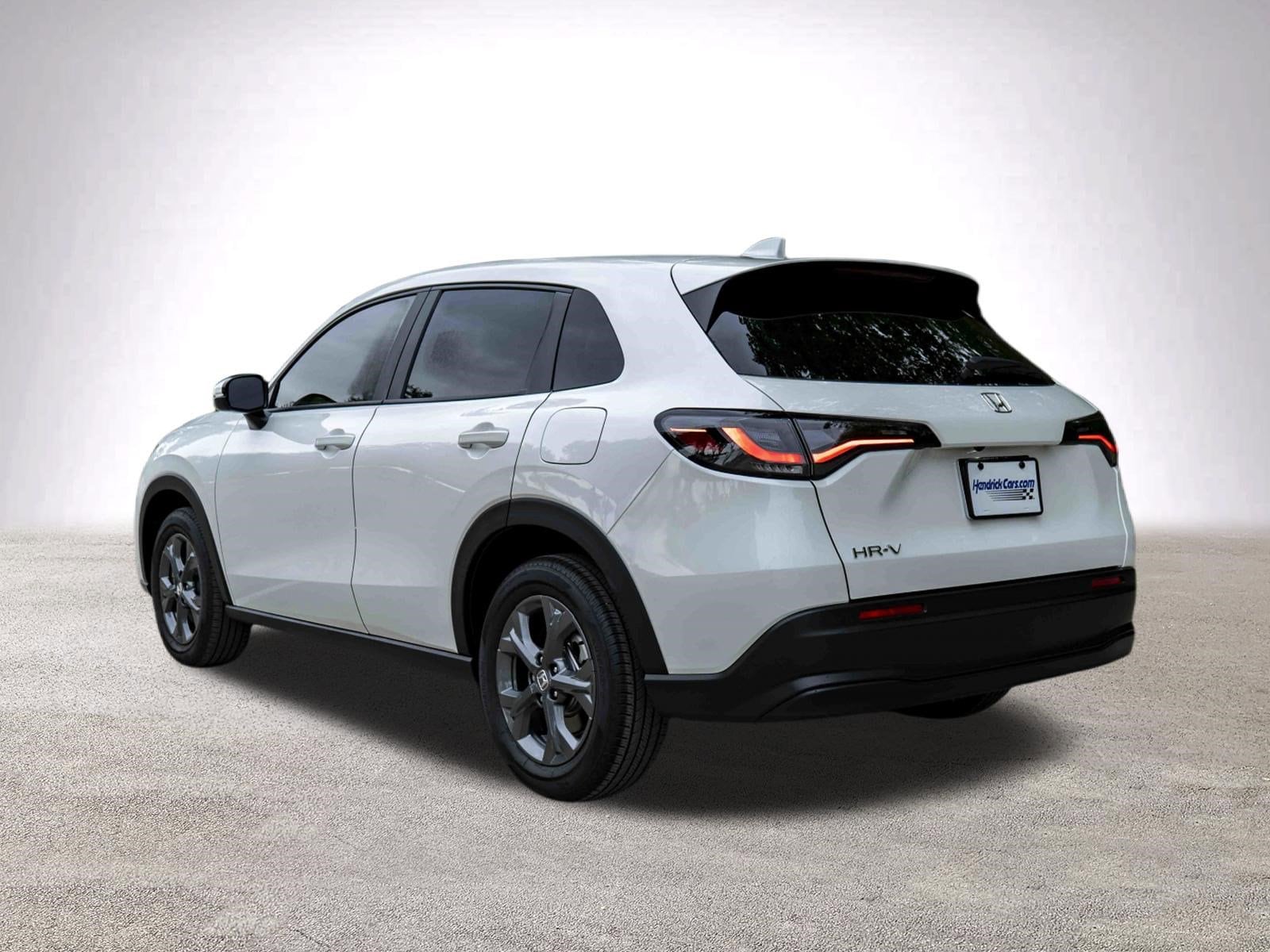 2026 Honda HR-V LX photo 5