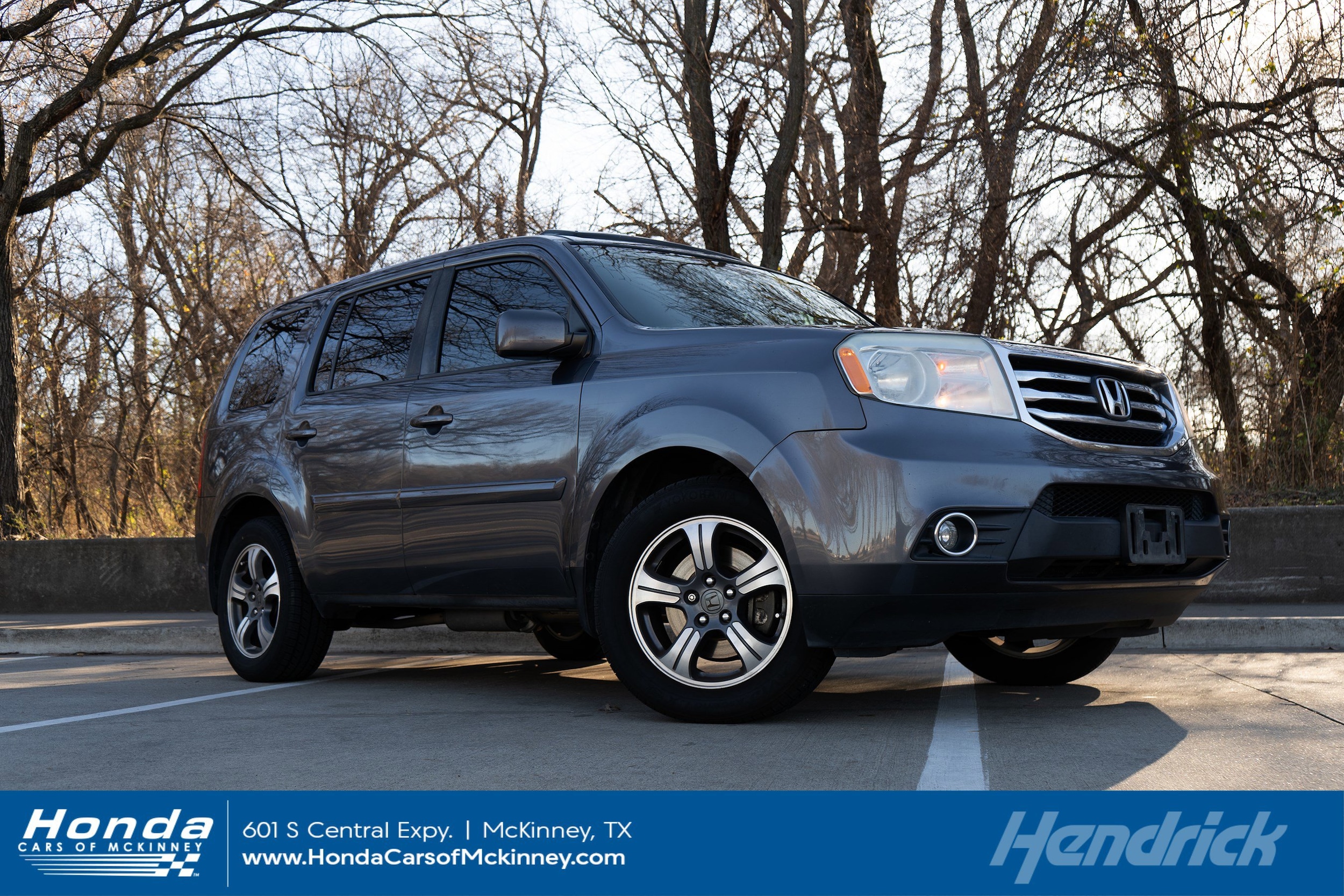 2015 Honda Pilot SE's photo