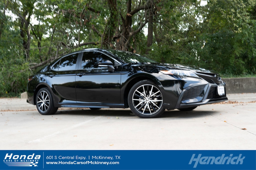 Used 2024 Toyota Camry SE Sedan