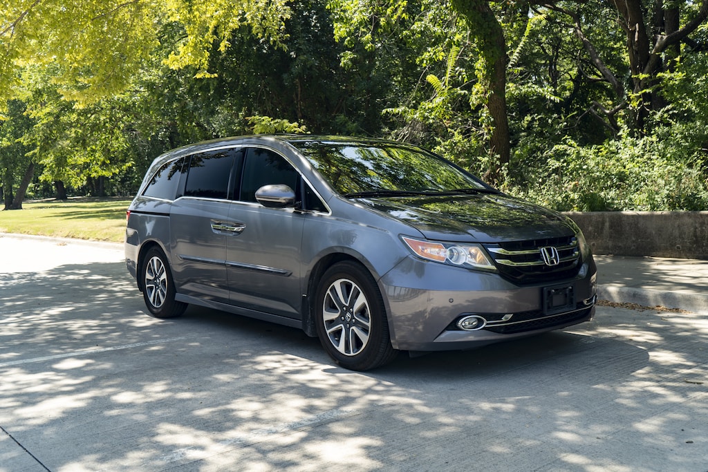 Used 2014 Honda Odyssey Touring Minivan