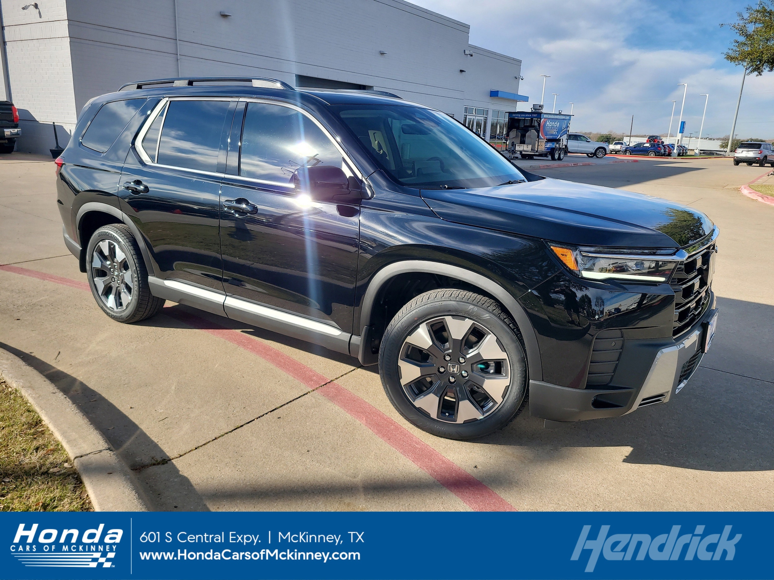 2026 Honda Pilot Elite AWD's photo