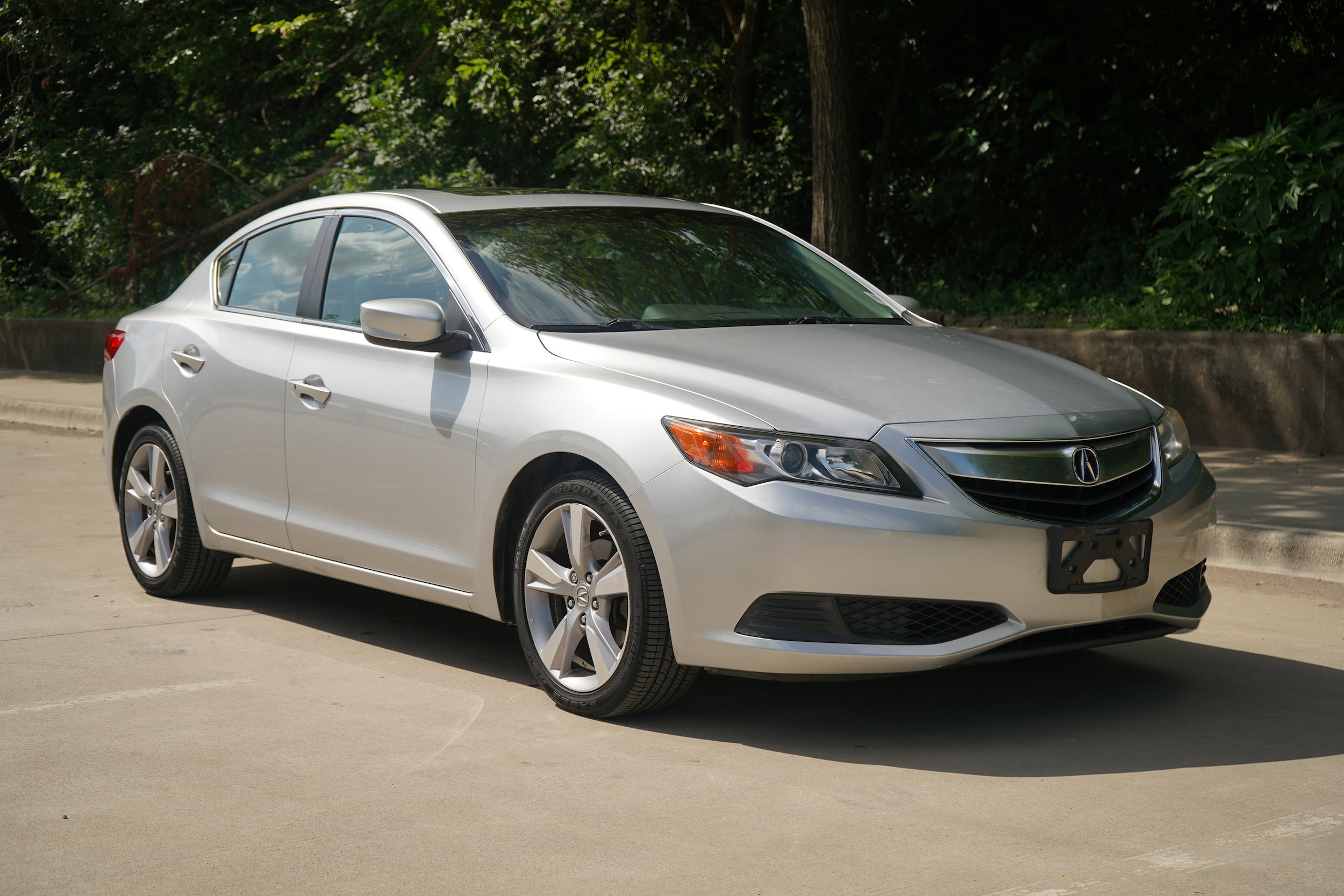 Used 2014 Acura ILX ILX with VIN 19VDE1F38EE000135 for sale in Mckinney, TX