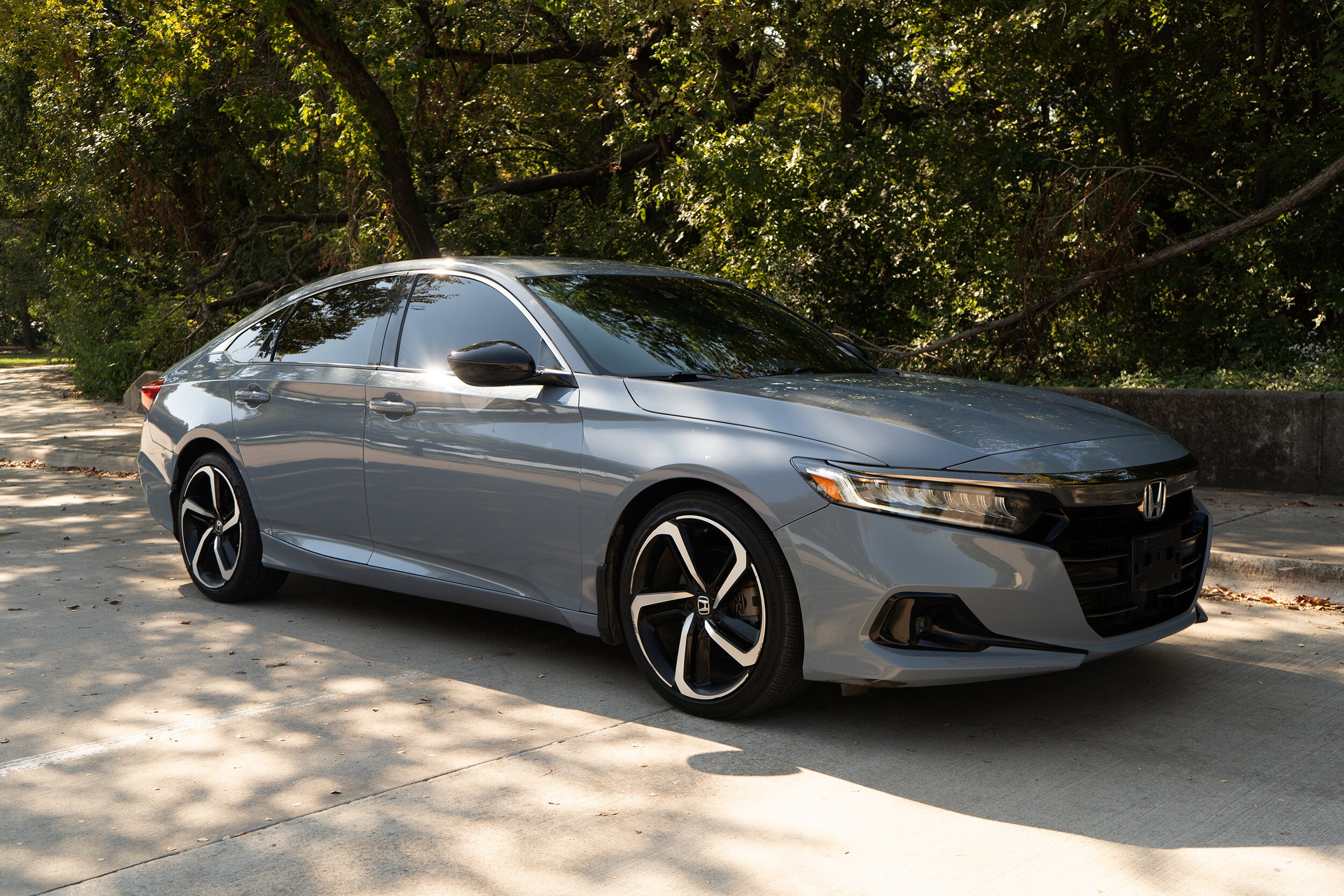 2022 Honda Accord Sport photo 2