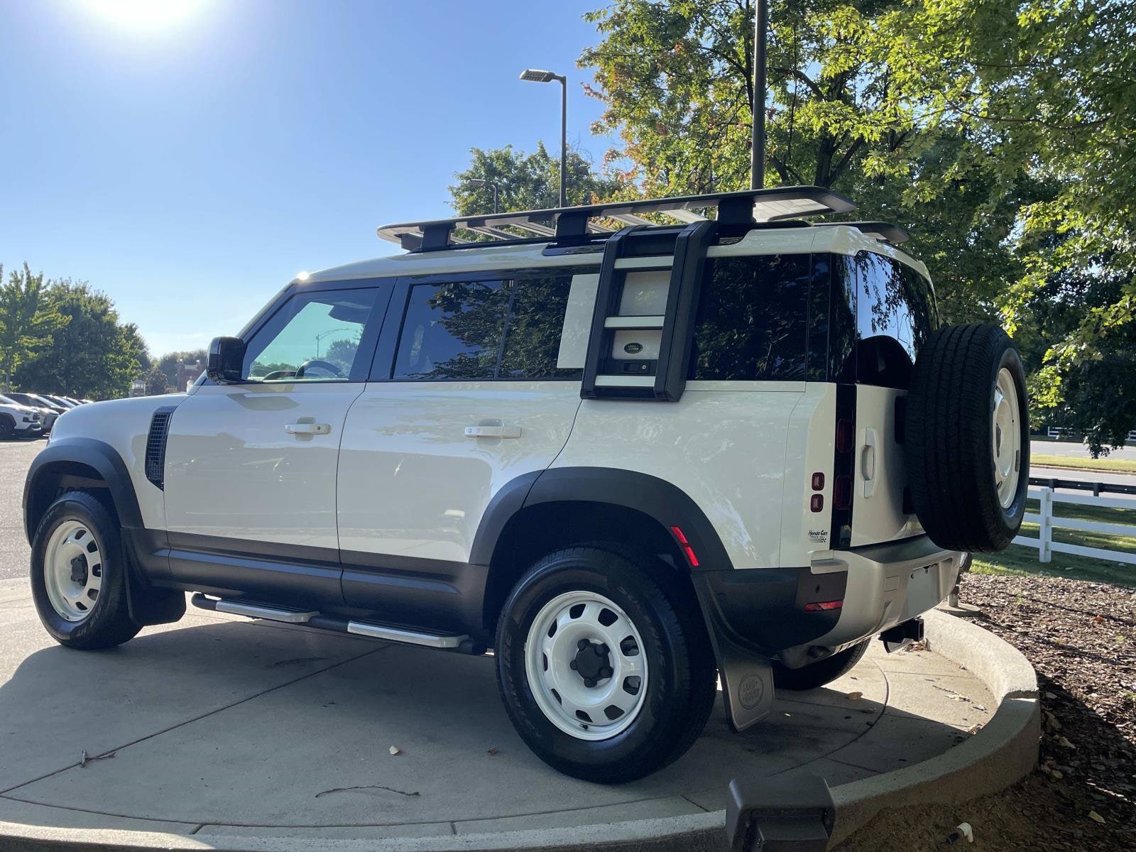 2023 Land Rover Defender S