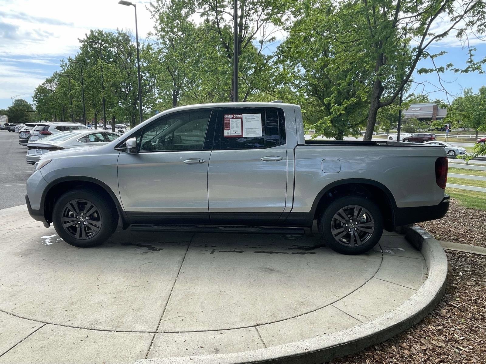 2020 Honda Ridgeline Sport photo 6
