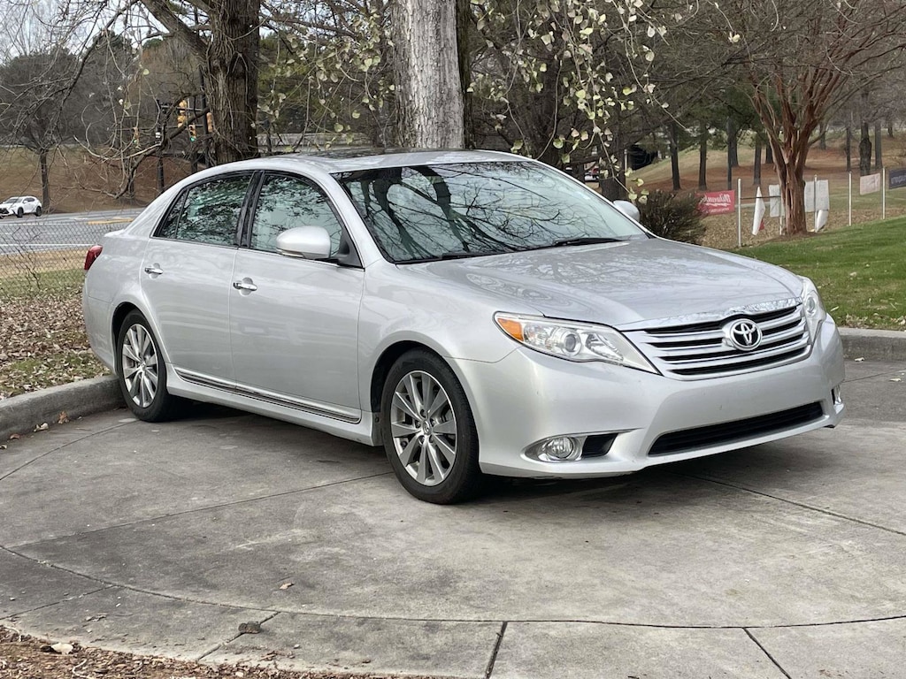 Used 2011 Toyota Avalon Limited Sedan