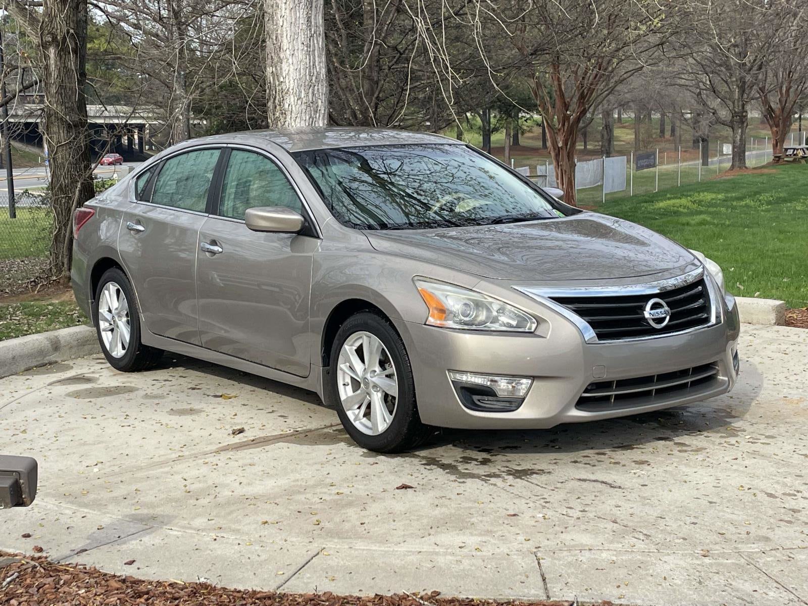 Used 2013 Nissan Altima Sedan SV with VIN 1N4AL3AP5DN484769 for sale in Rock Hill, SC