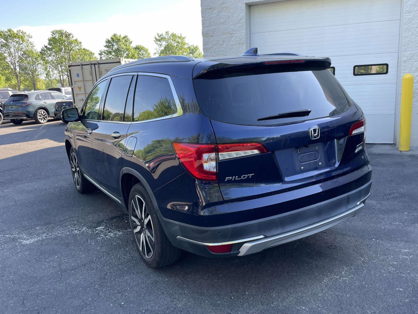 2022 Honda Pilot Touring 7-Passenger photo 5