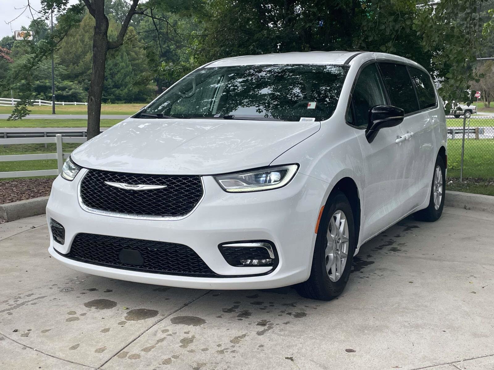 Chrysler Pacifica Touring L