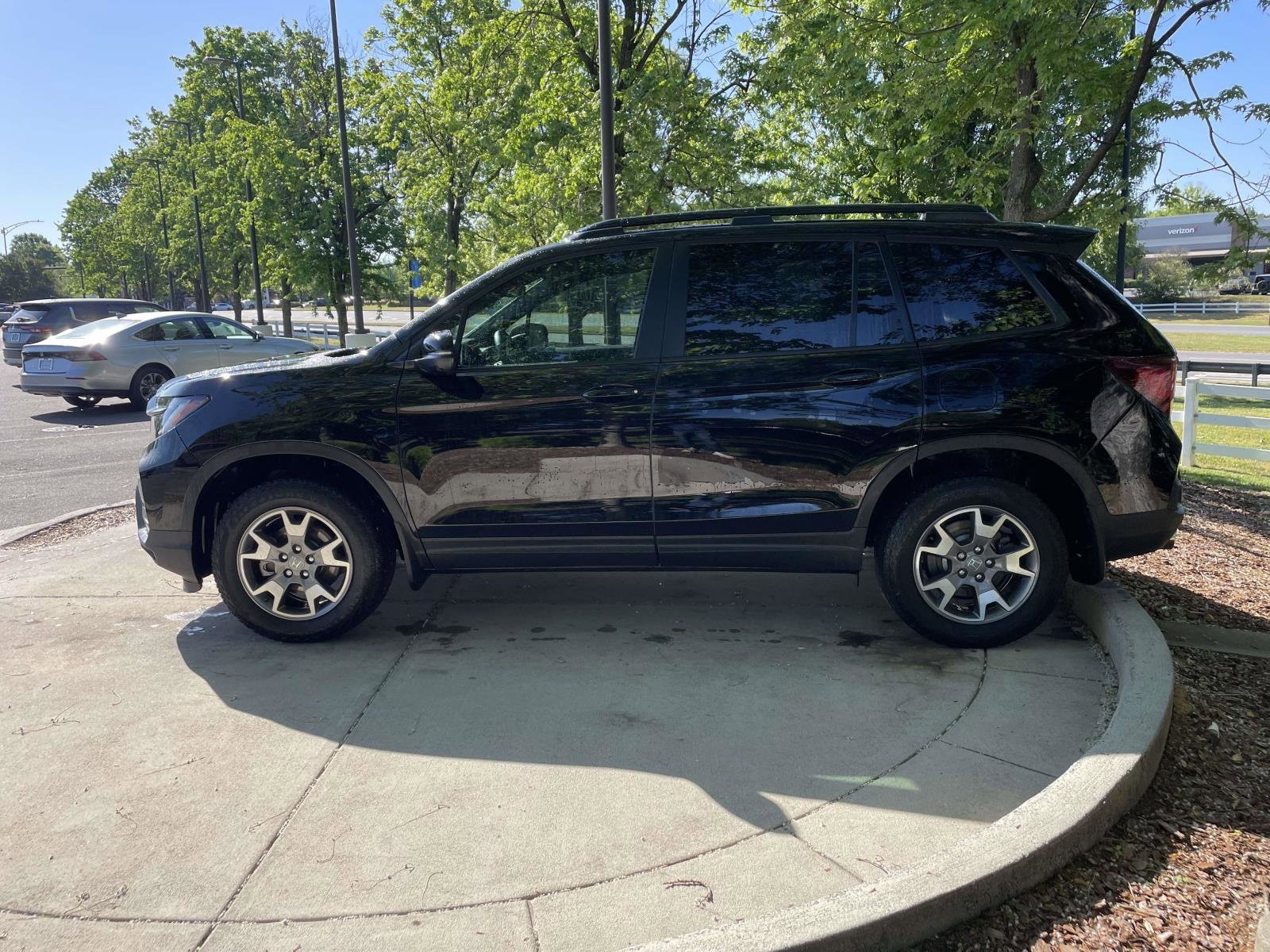 2023 Honda Passport TrailSport photo 6