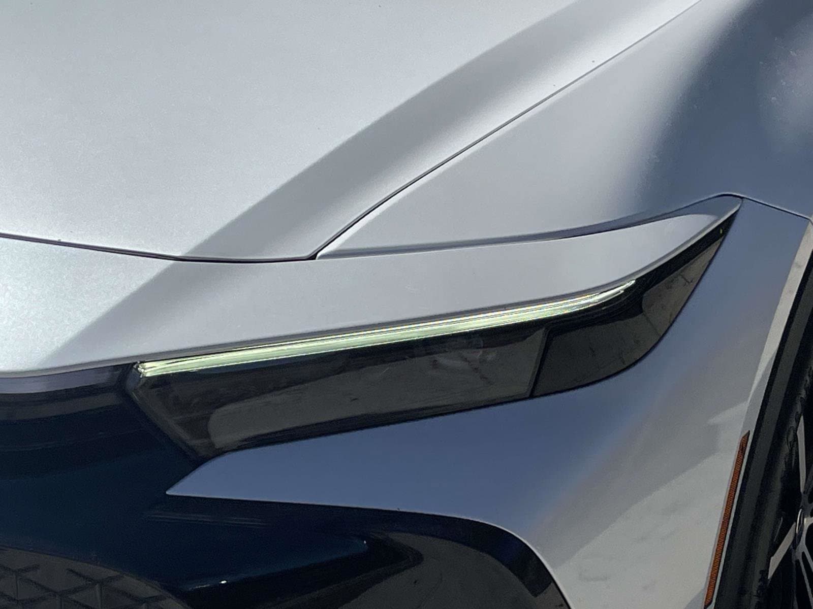 2024 Toyota Crown XLE photo 5