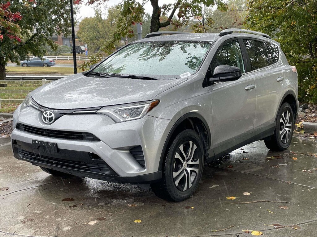Used 2016 Toyota RAV4 LE SUV