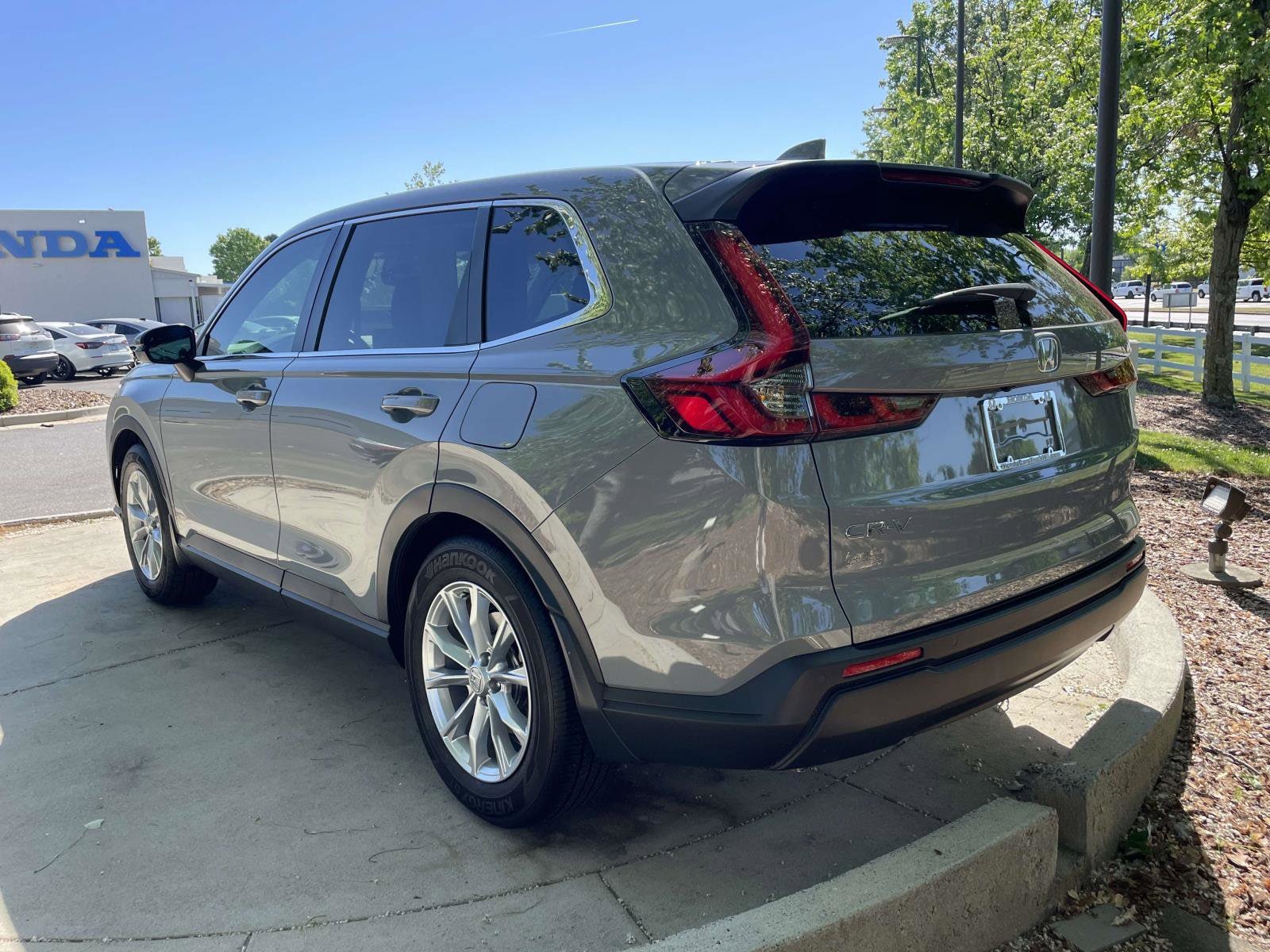 2025 Honda CR-V EX-L photo 3