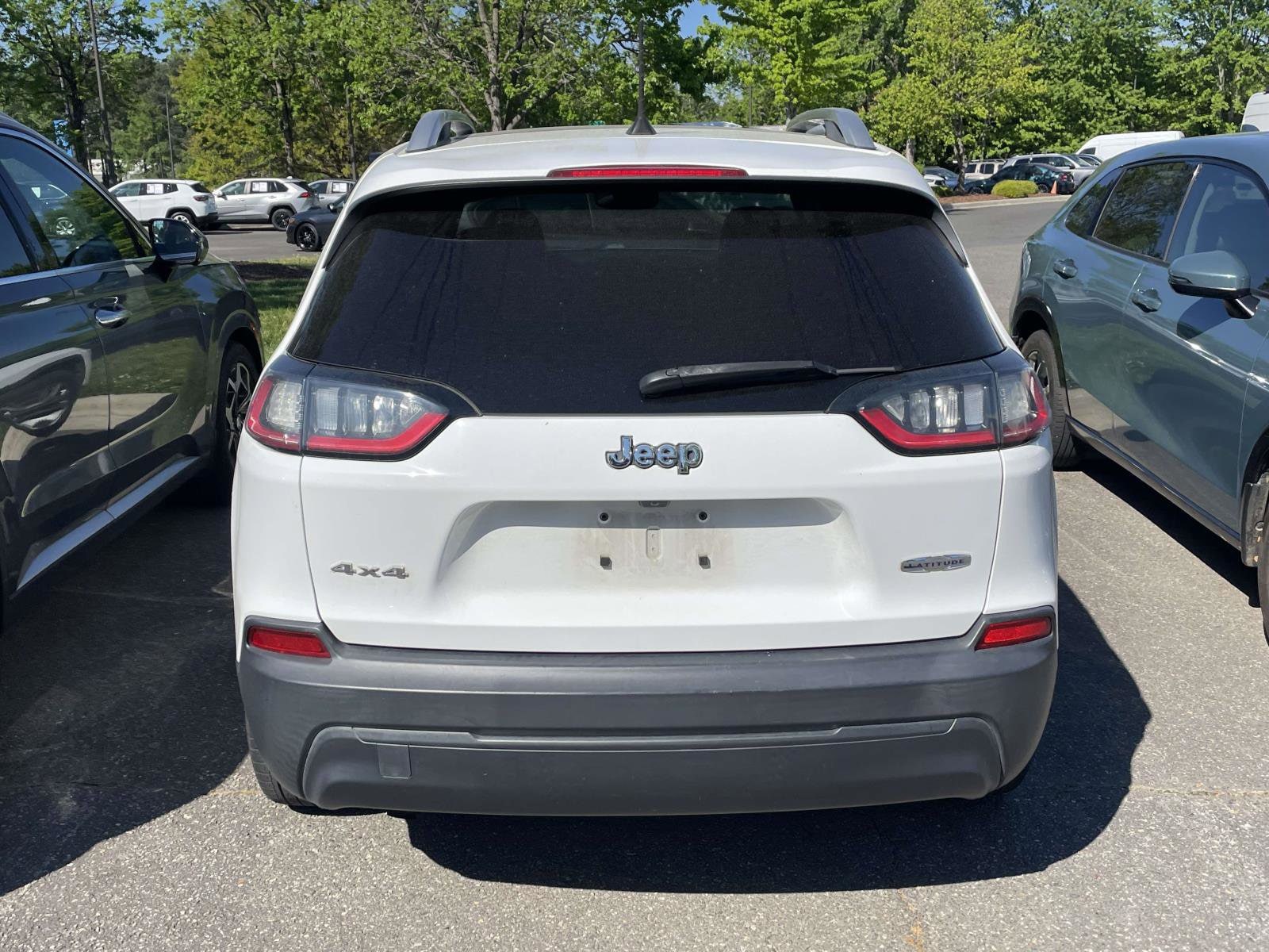 2019 Jeep Cherokee Latitude Plus photo 6