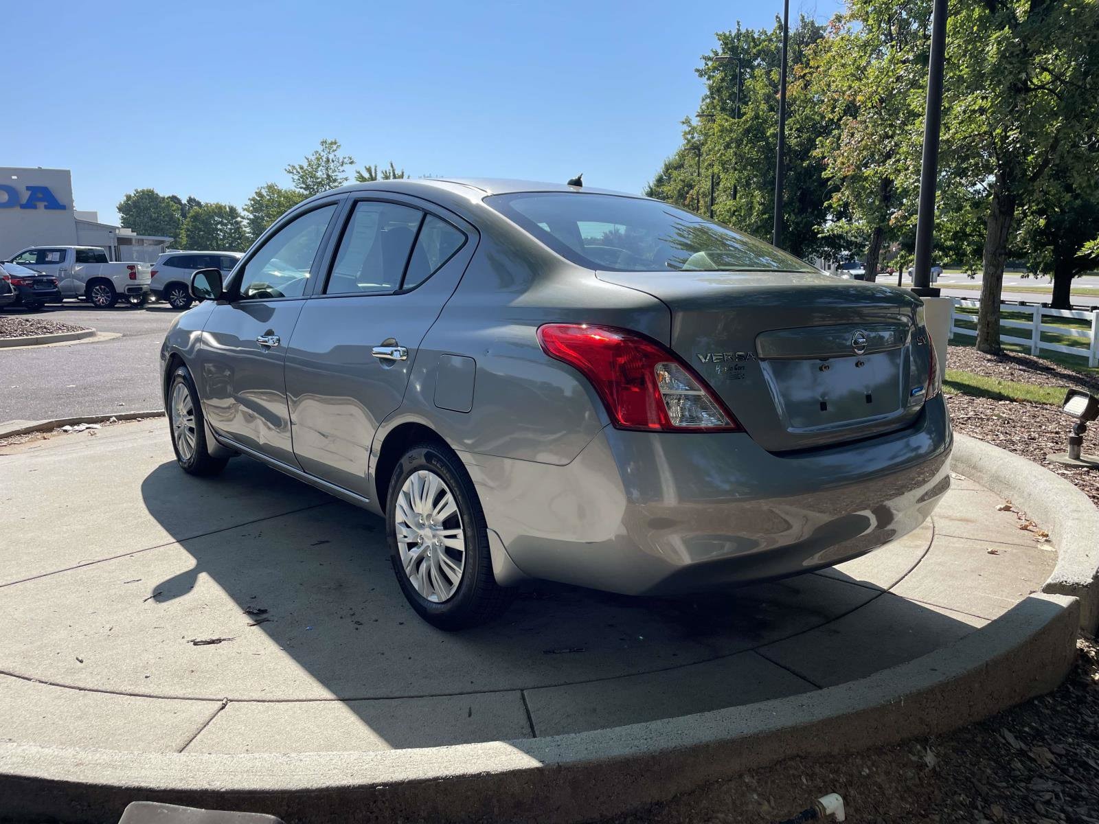 Nissan Versa SV