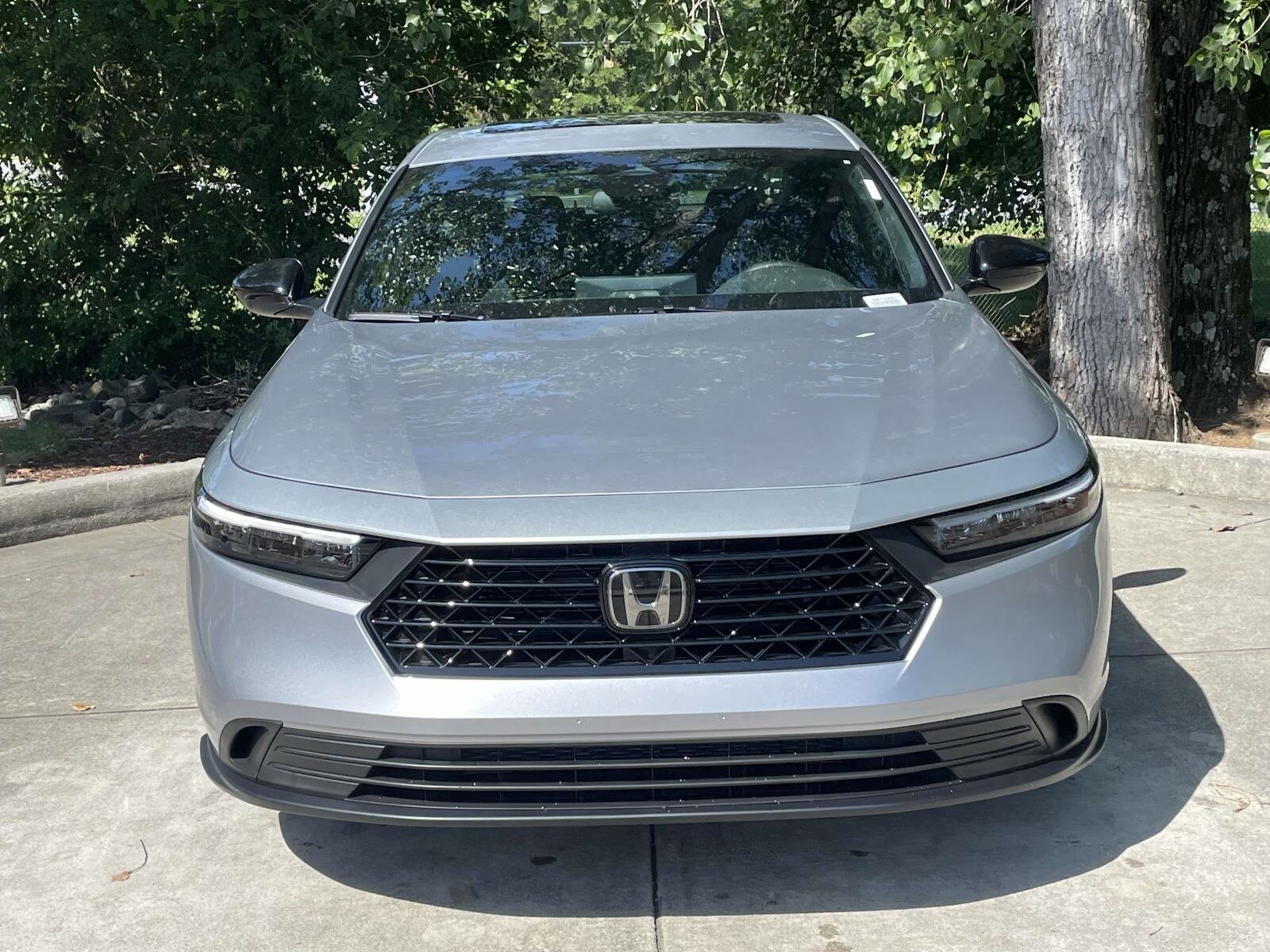 2025 Honda Accord Hybrid Sport photo 2