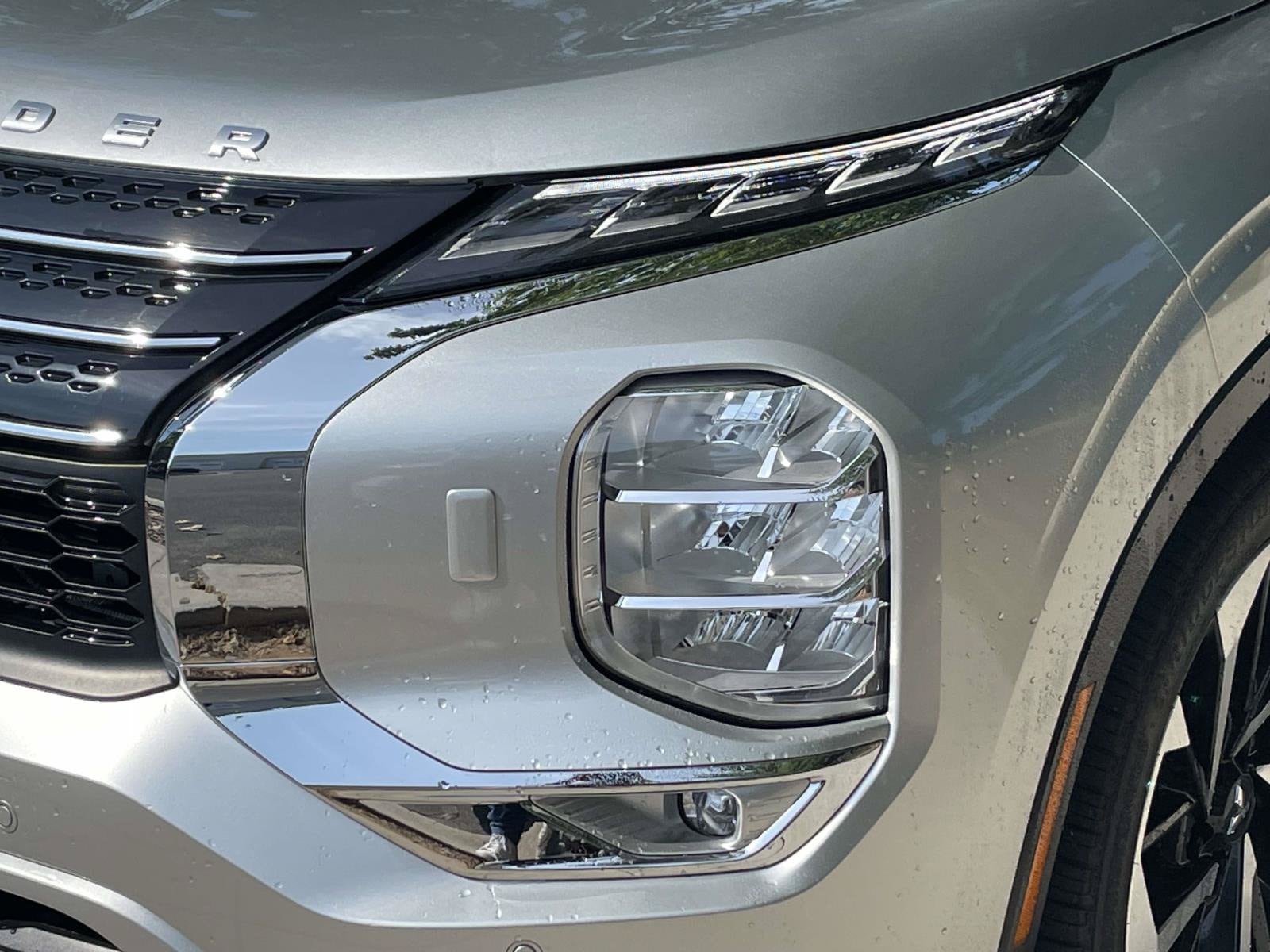 Mitsubishi Outlander Plug-In Hybrid SE