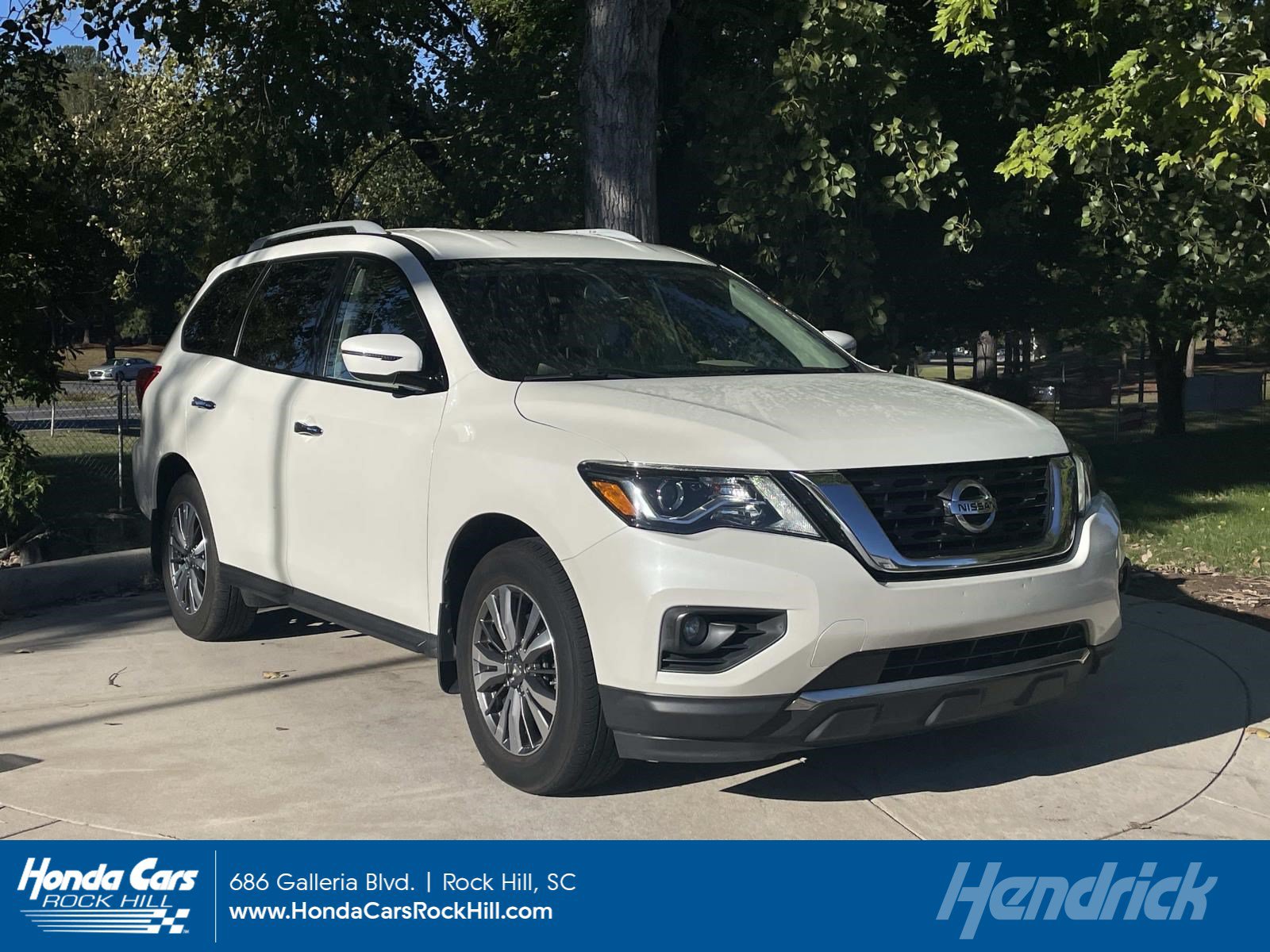 2018 Nissan Pathfinder SV