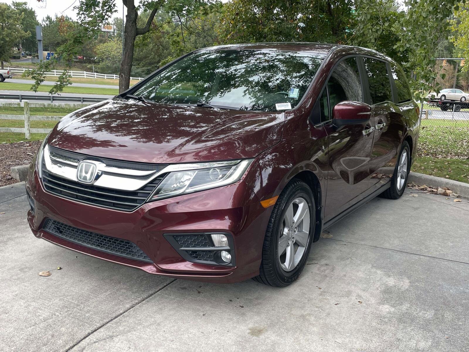 2019 Honda Odyssey EX-L photo 3