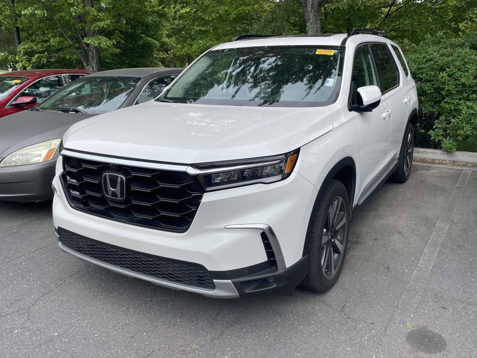 2023 Honda Pilot Elite photo 2