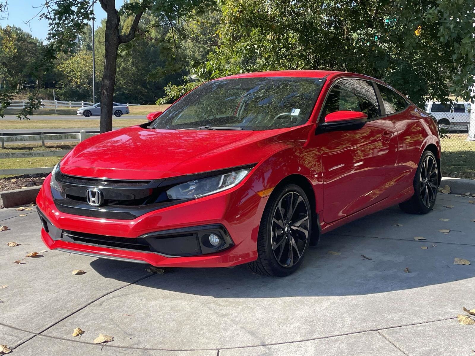 2020 Honda Civic Sport photo 3