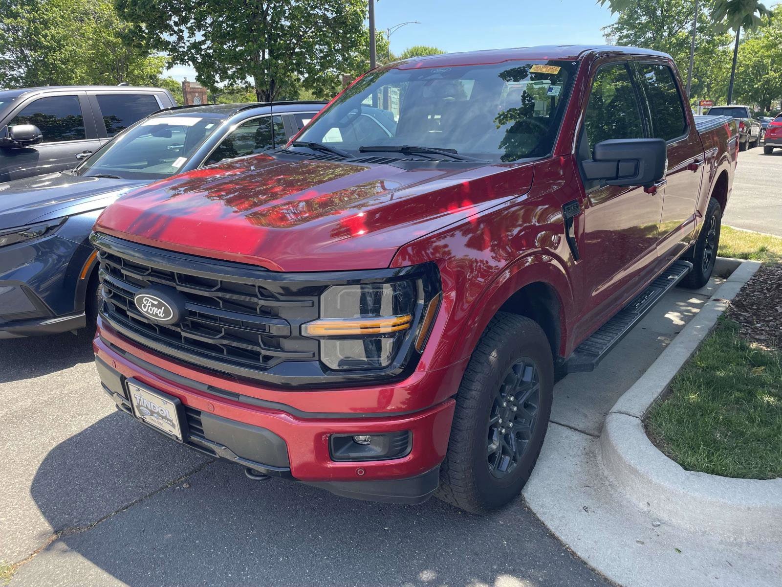 2024 Ford F-150 XLT photo 3