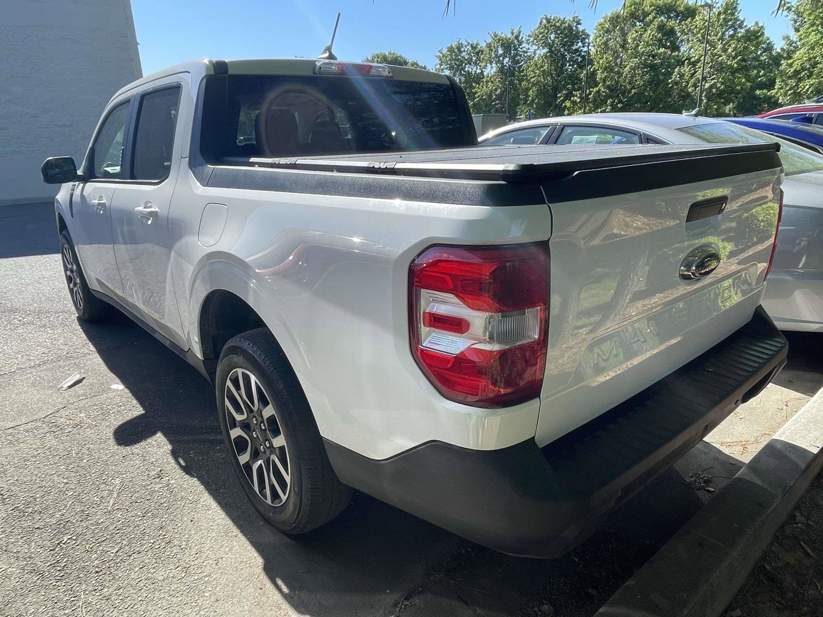 2022 Ford Maverick LARIAT photo 5
