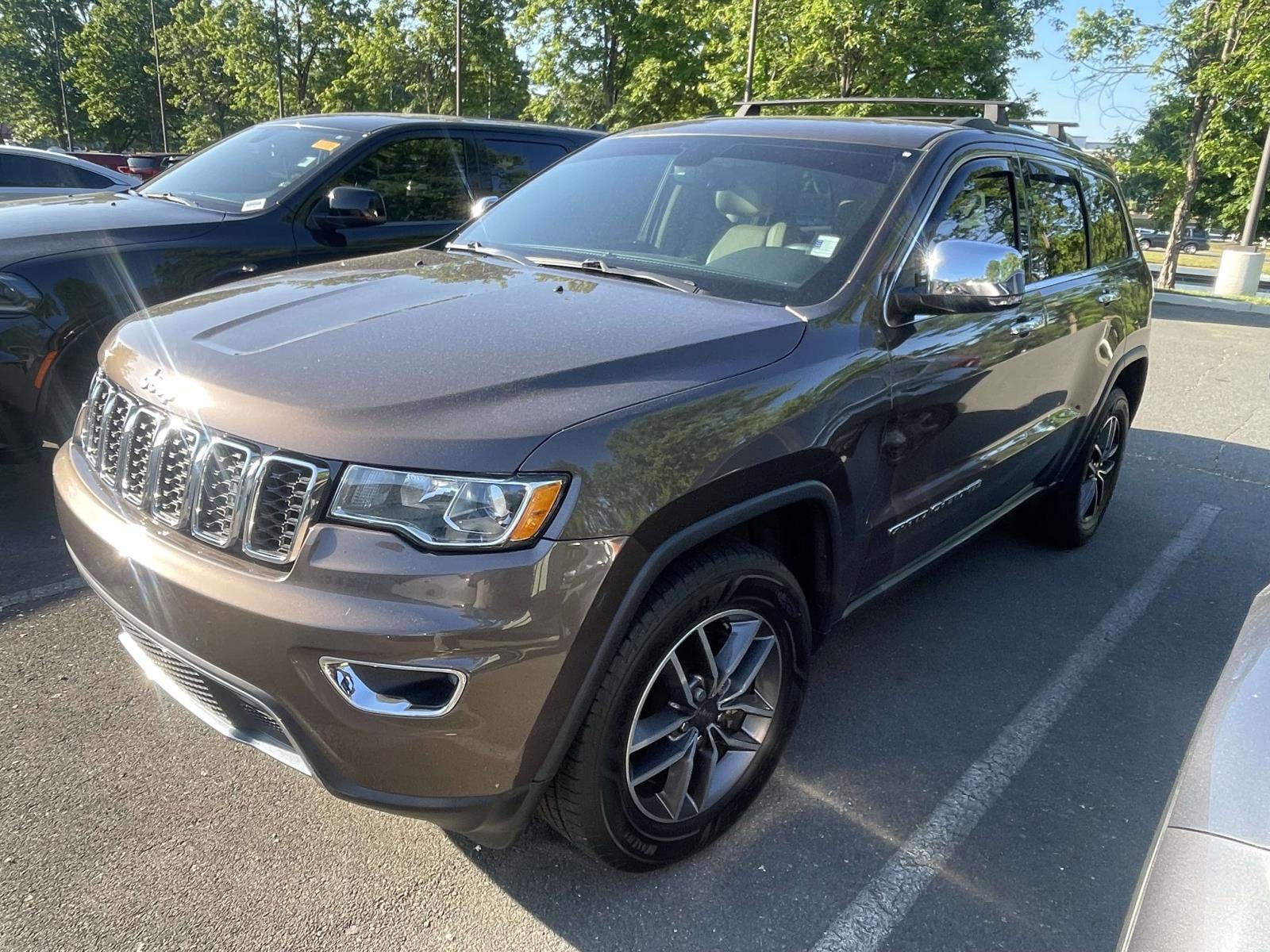 2019 Jeep Grand Cherokee Limited photo 3
