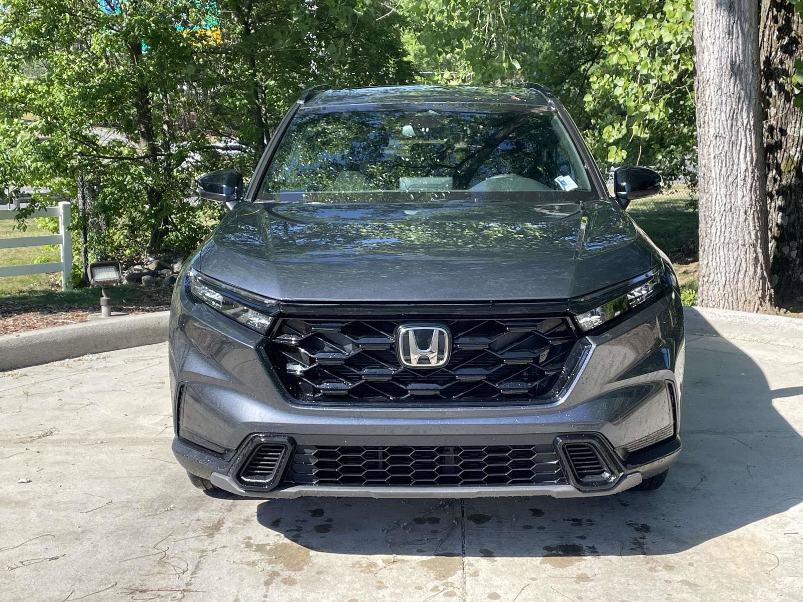 2025 Honda CR-V Hybrid Sport photo 2