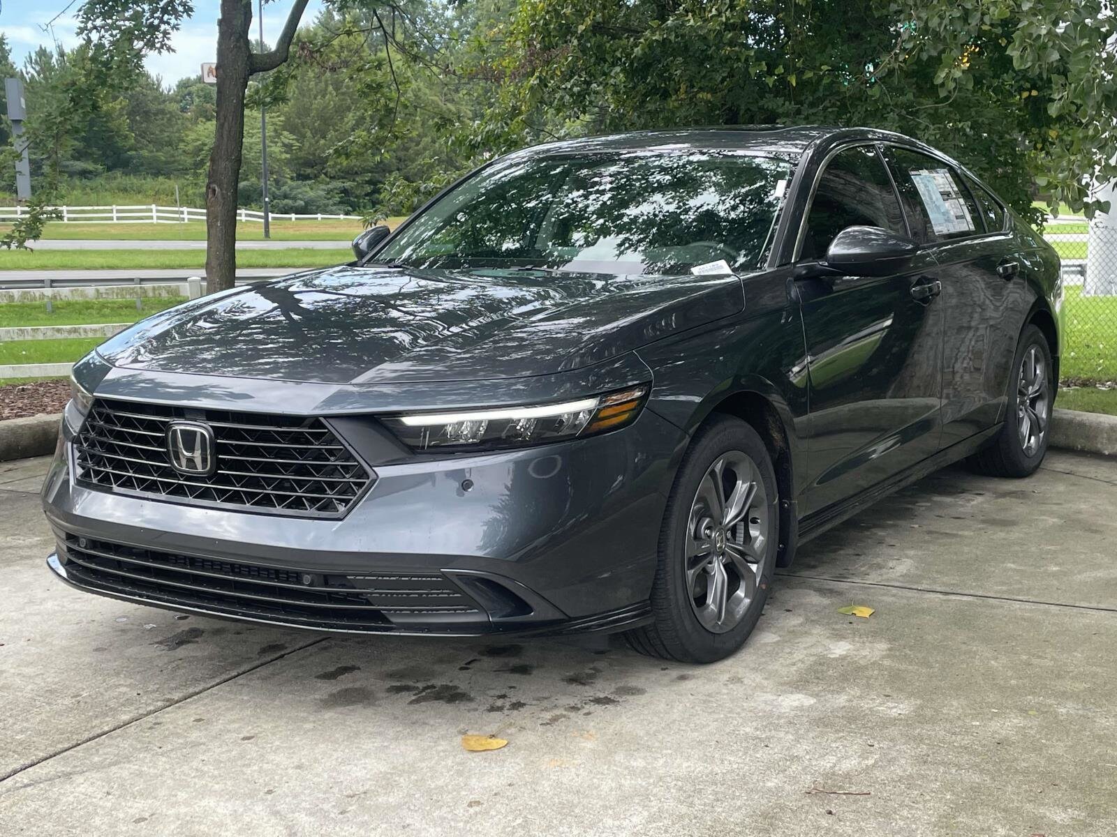 2025 Honda Accord Hybrid EX-L photo 3