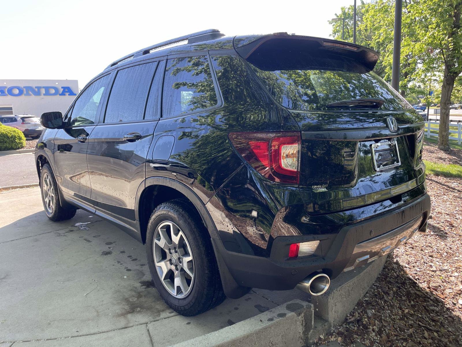 2023 Honda Passport TrailSport photo 3