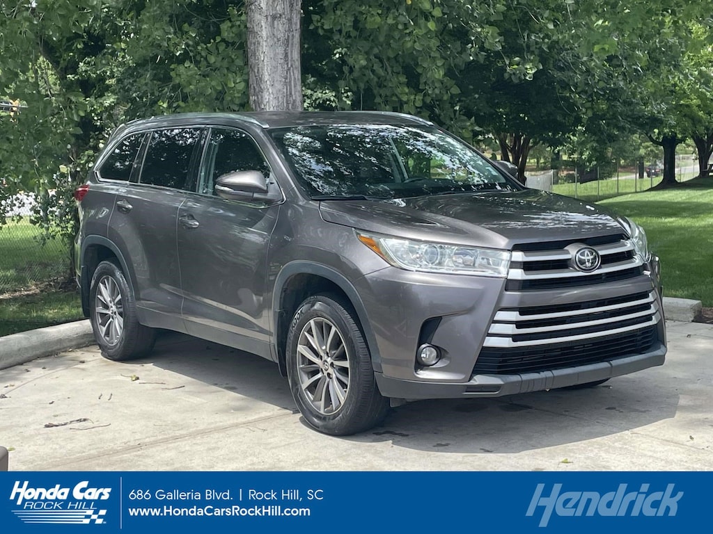 Used 2019 Toyota Highlander XLE SUV