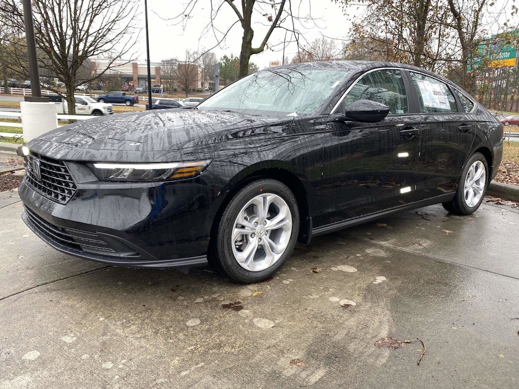 New 2025 Honda Accord LX CVT Sedan