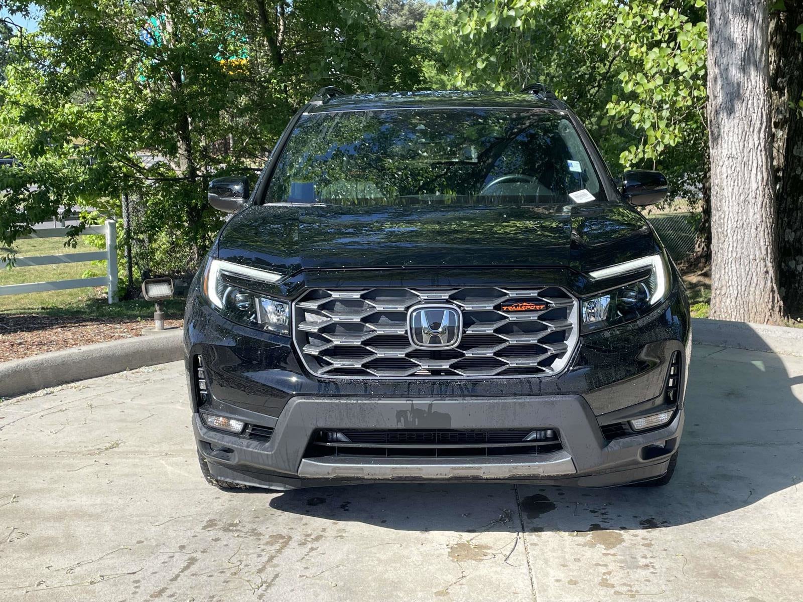 2023 Honda Passport TrailSport photo 2