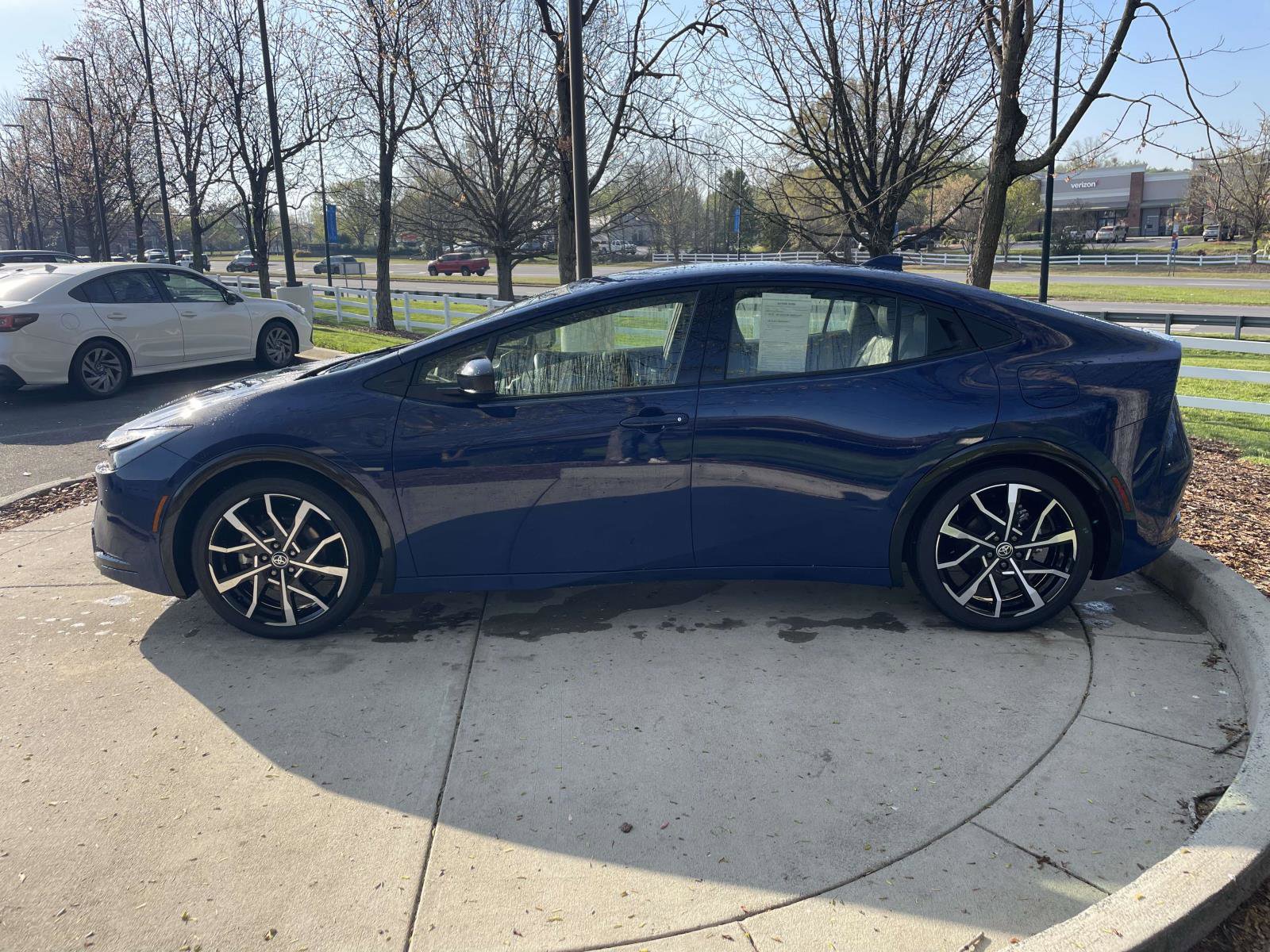 2024 Toyota Prius Prime XSE photo 6