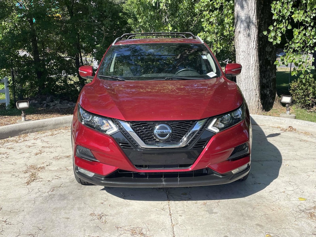 Used 2022 Nissan Rogue Sport SV SUV
