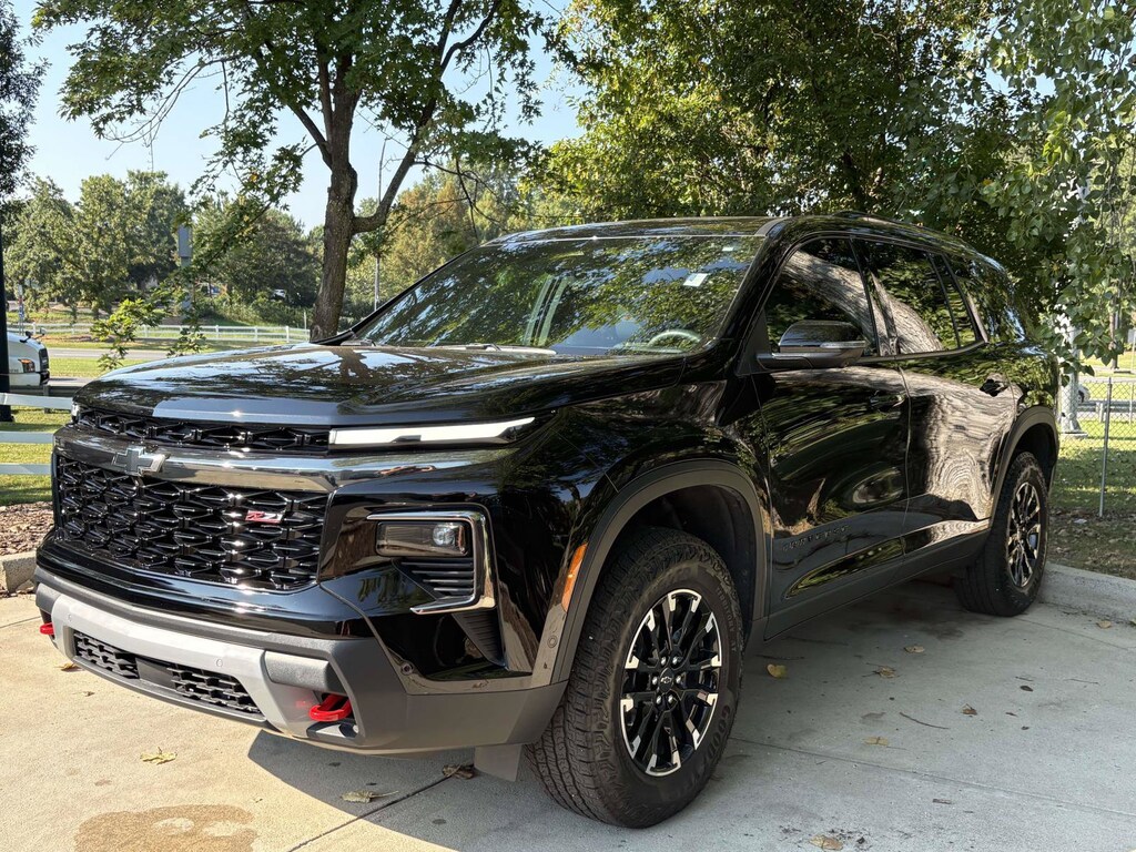 Certified 2025 Chevrolet Traverse AWD Z71 SUV