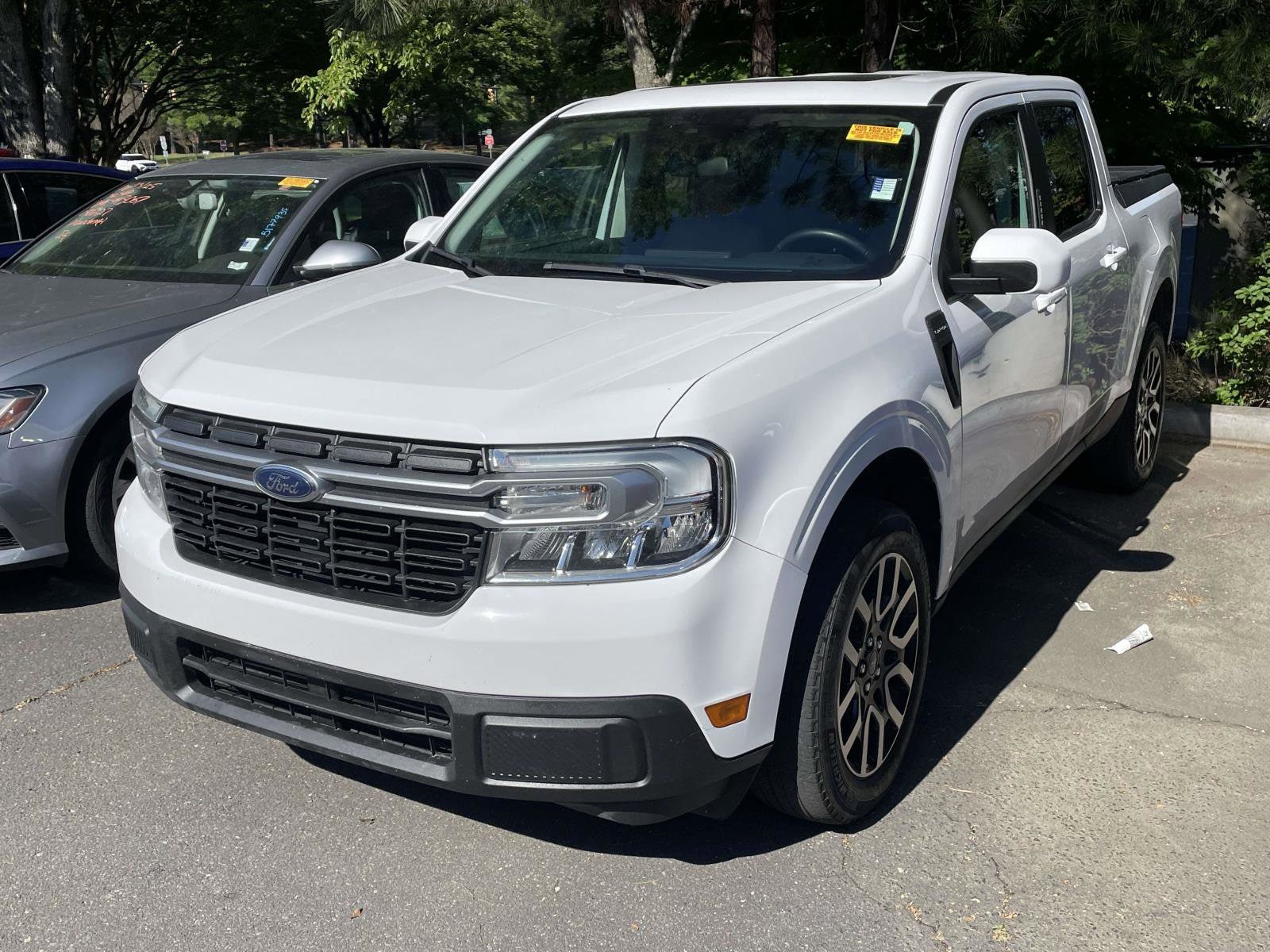 2022 Ford Maverick LARIAT photo 3