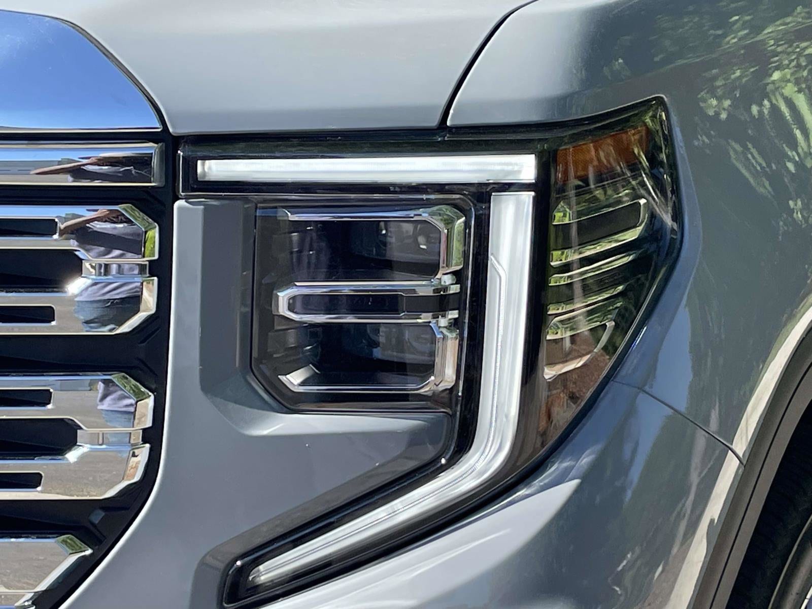 2025 GMC Sierra 1500 Denali photo 4