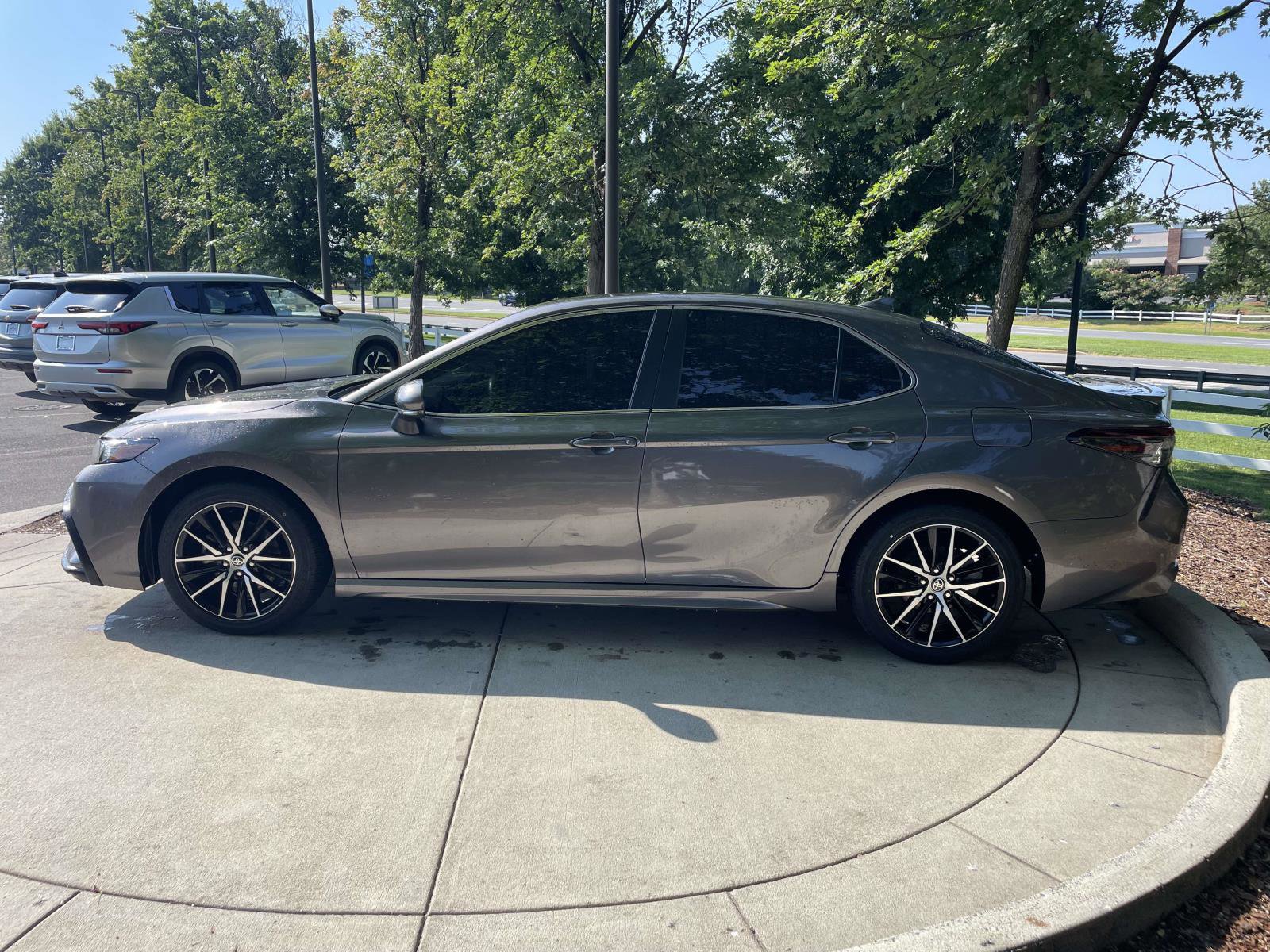 Toyota Camry SE