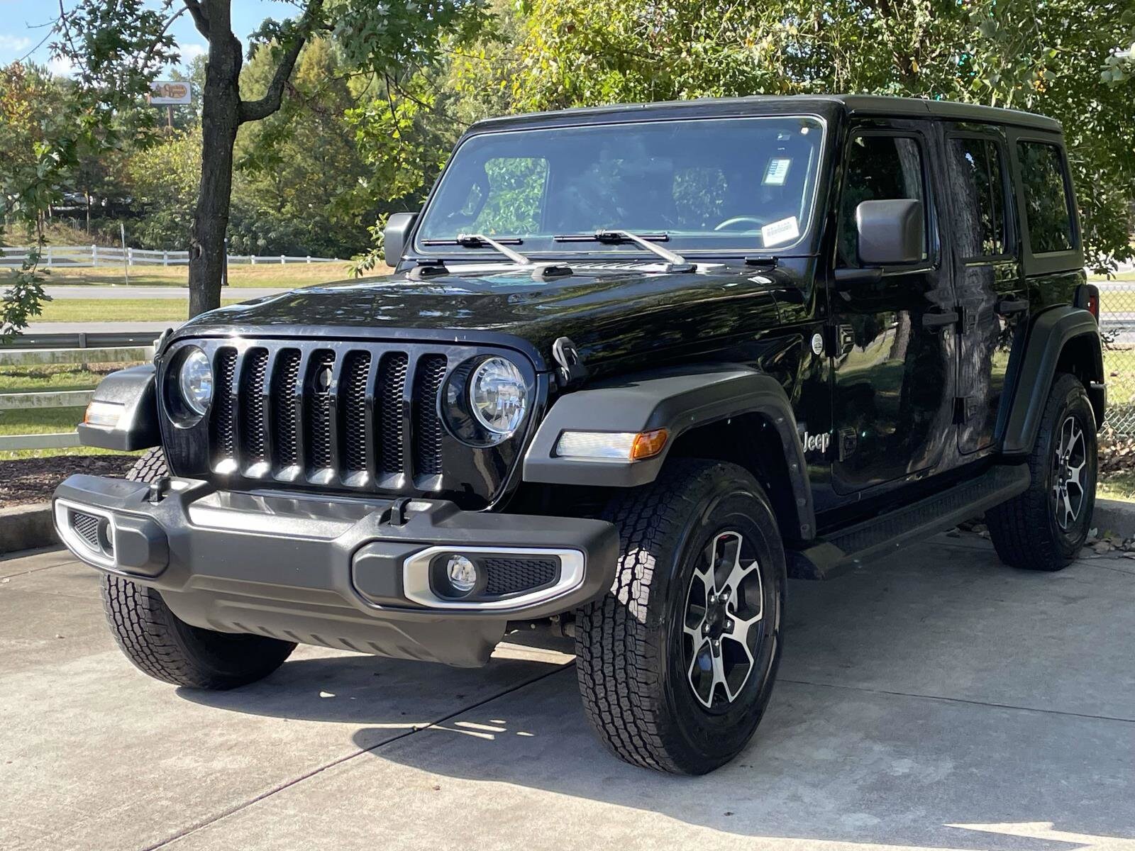 2018 Jeep Wrangler Unlimited Sport photo 3