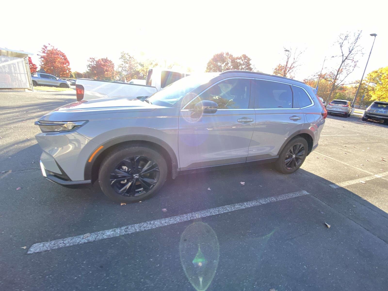 2024 Honda CR-V Hybrid Sport Touring photo 2