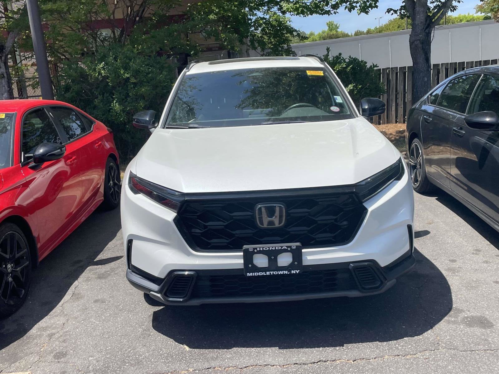 2023 Honda CR-V Hybrid Sport photo 2