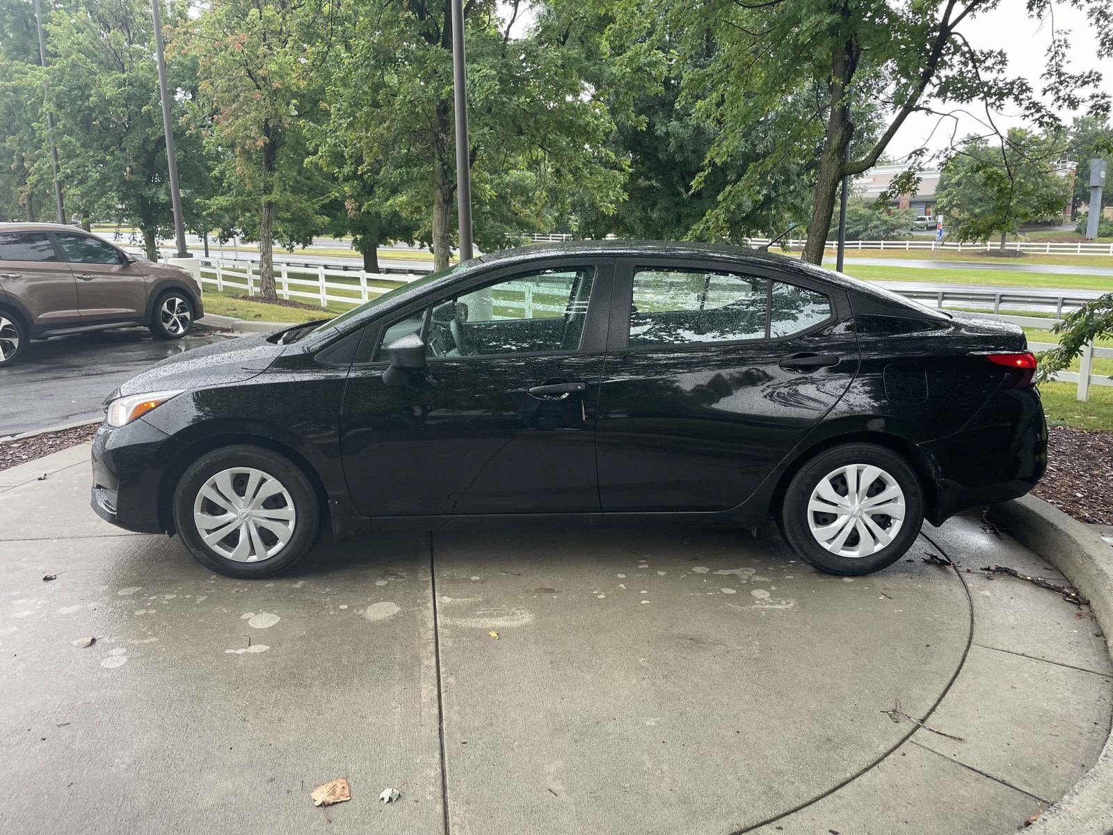 Nissan Versa S